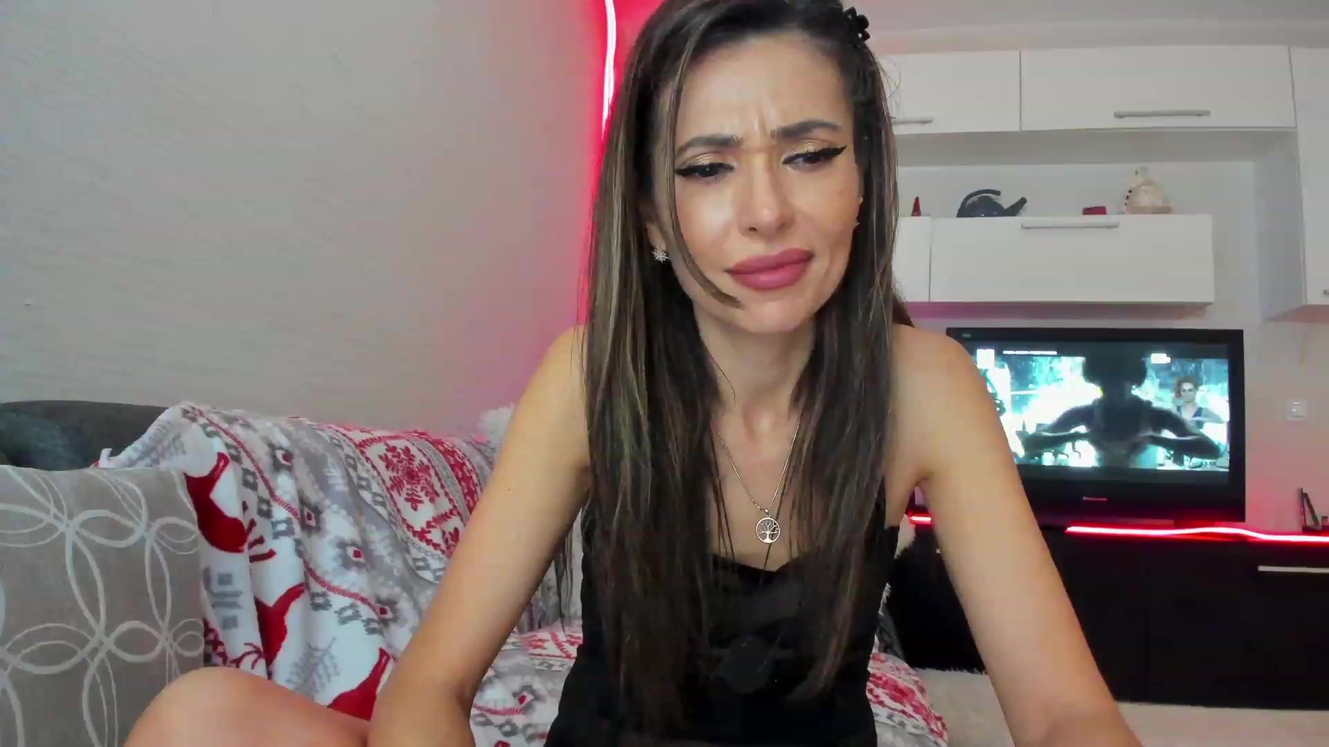 Gallery image thumbnail from SmileyTinaa's myfreecams stream on, 04/07/2023, 24:04 image 20 of 20
