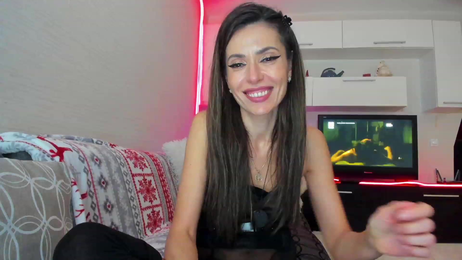 Gallery image thumbnail from SmileyTinaa's myfreecams stream on, 04/07/2023, 05:15 image 20 of 20