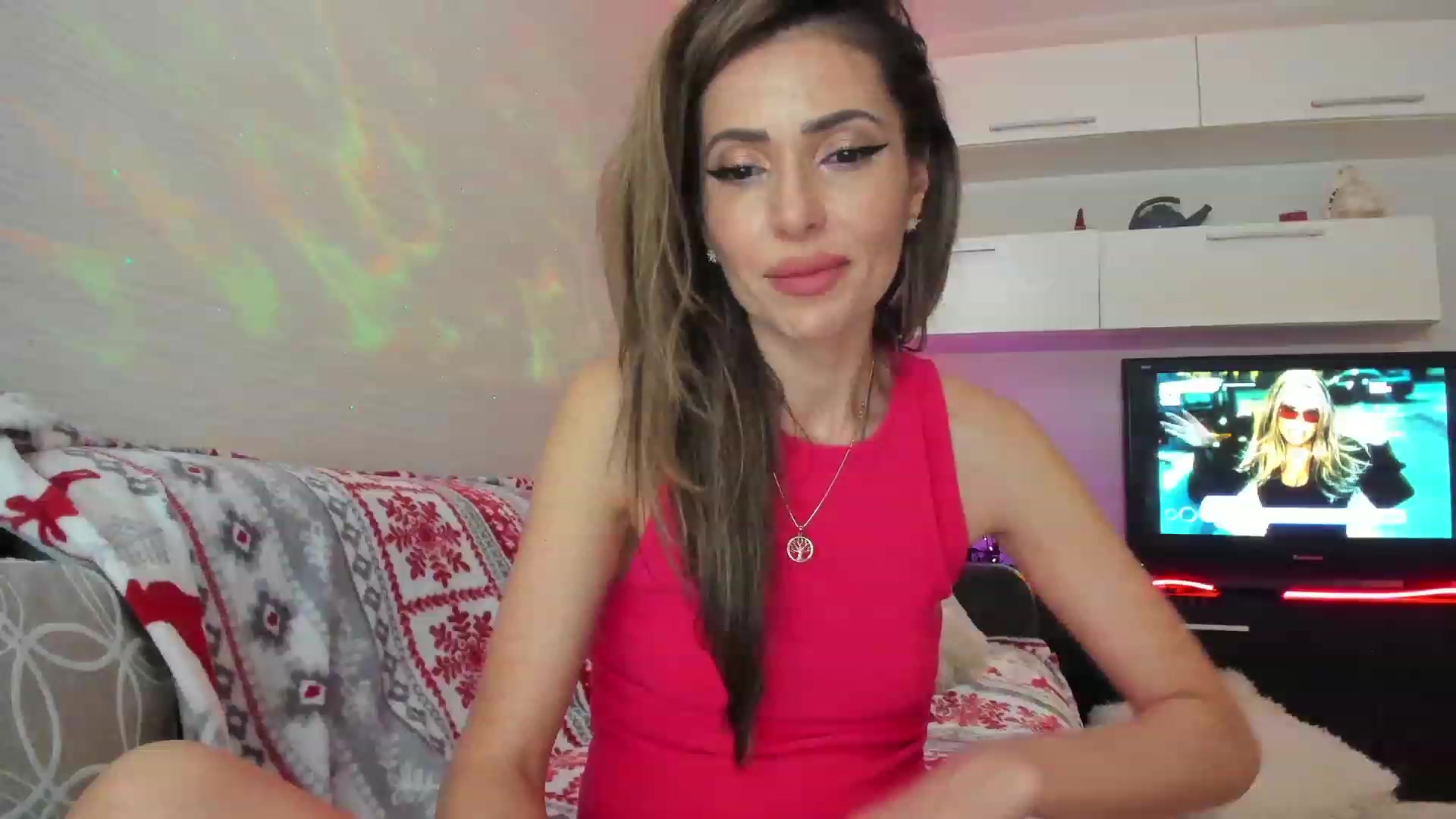 Gallery image thumbnail from SmileyTinaa's myfreecams stream on, 04/26/2023, 24:17 image 20 of 20