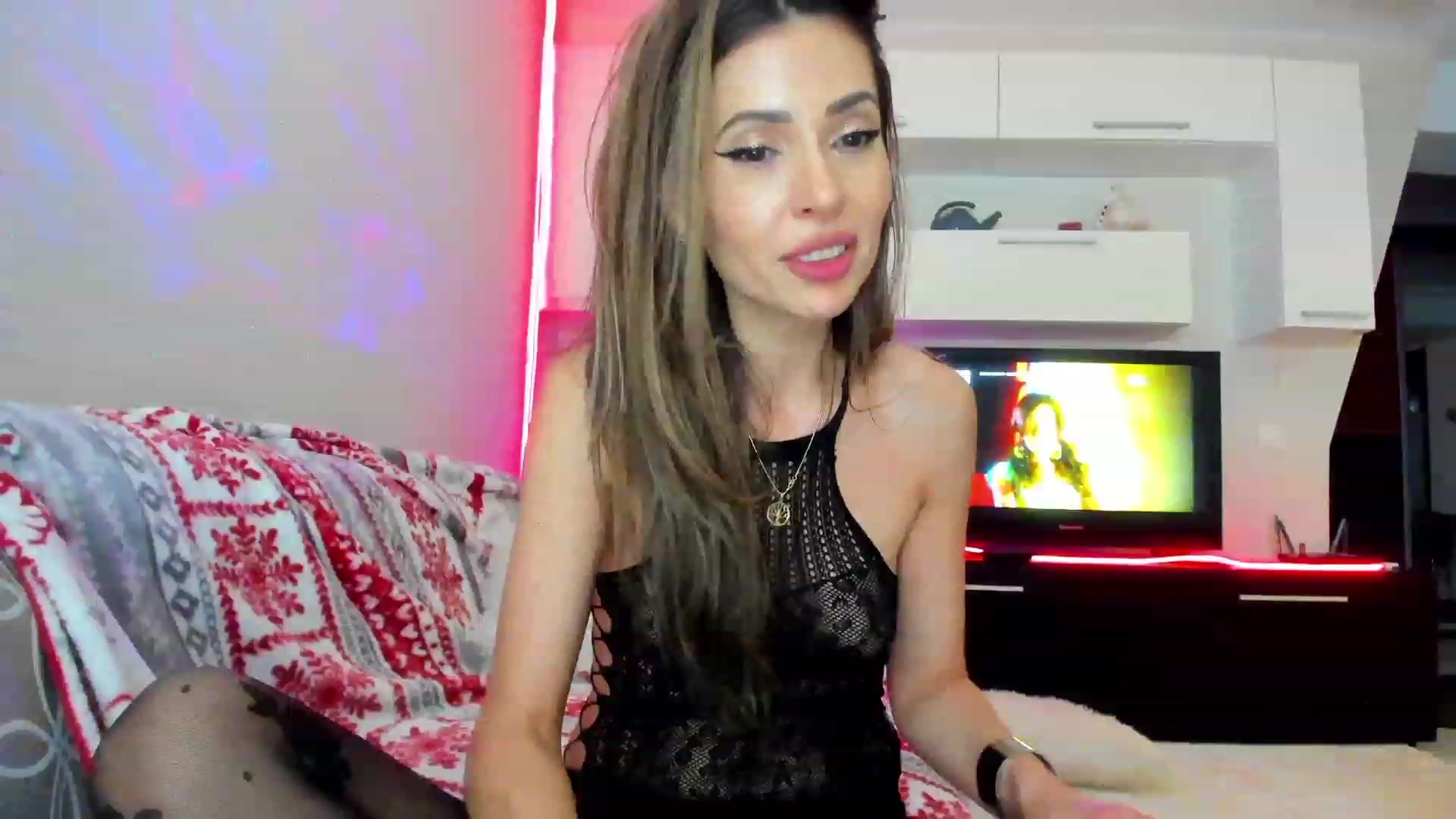 Gallery image thumbnail from SmileyTinaa's myfreecams stream on, 04/27/2023, 03:45 image 20 of 20