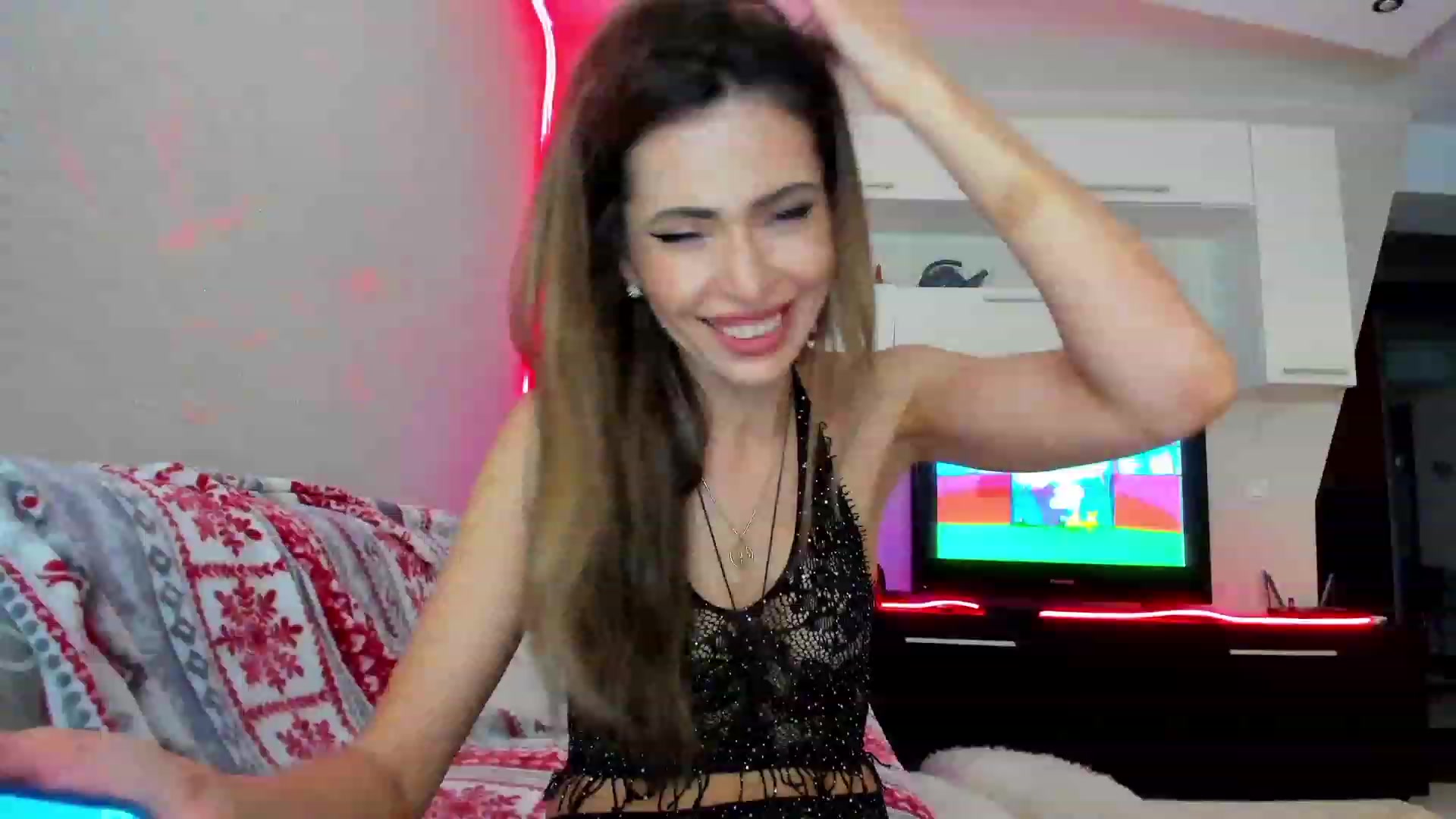 Gallery image thumbnail from SmileyTinaa's myfreecams stream on, 04/27/2023, 23:13 image 10 of 20