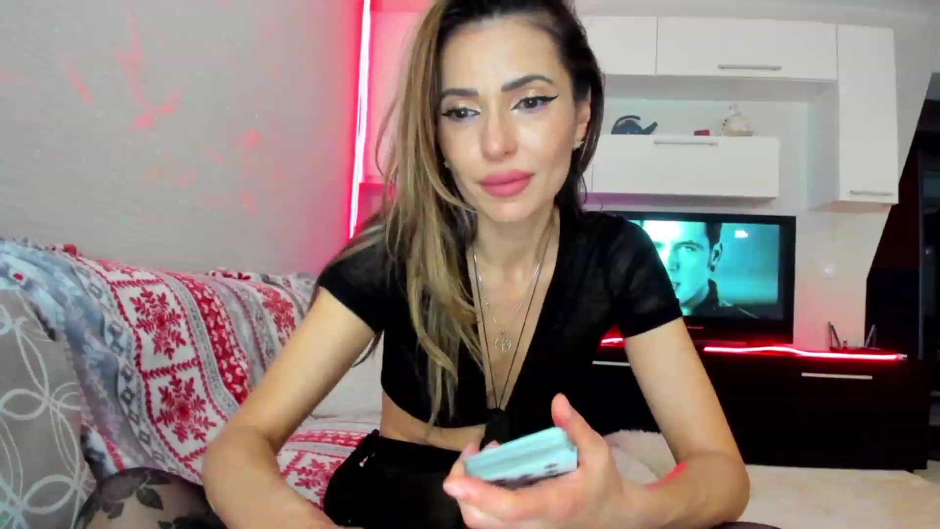 Gallery image thumbnail from SmileyTinaa's myfreecams stream on, 04/29/2023, 02:56 image 8 of 20