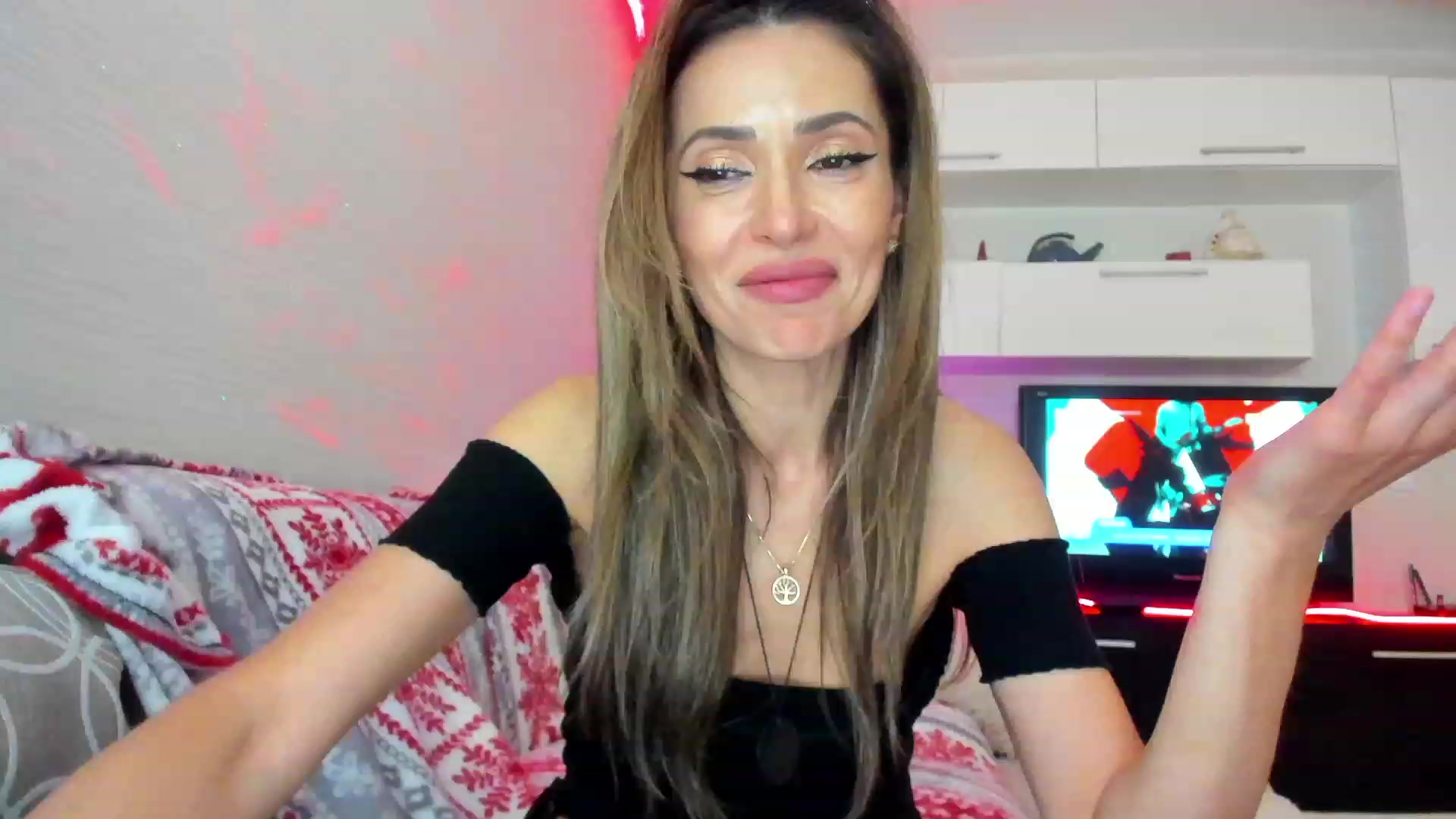 Gallery image thumbnail from SmileyTinaa's myfreecams stream on, 05/03/2023, 03:56 image 3 of 20