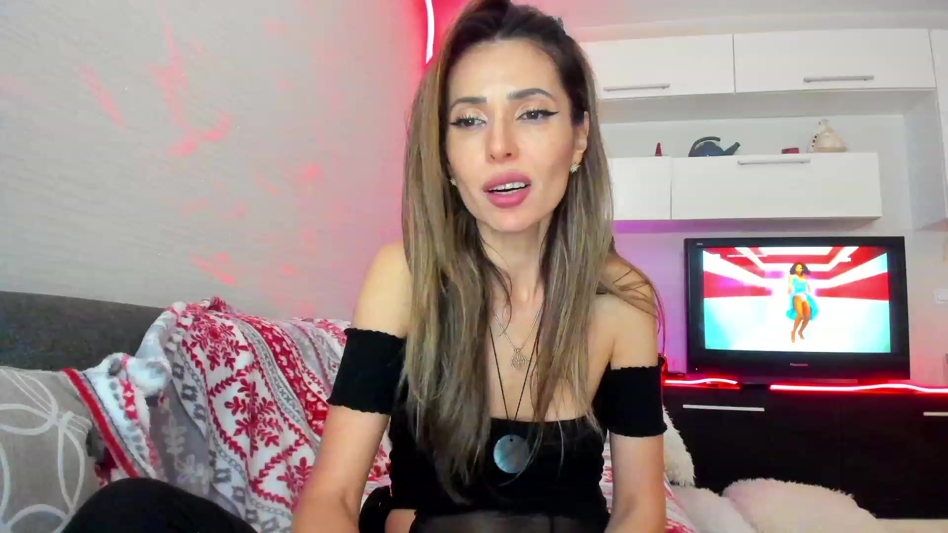 Gallery image thumbnail from SmileyTinaa's myfreecams stream on, 05/03/2023, 03:56 image 20 of 20