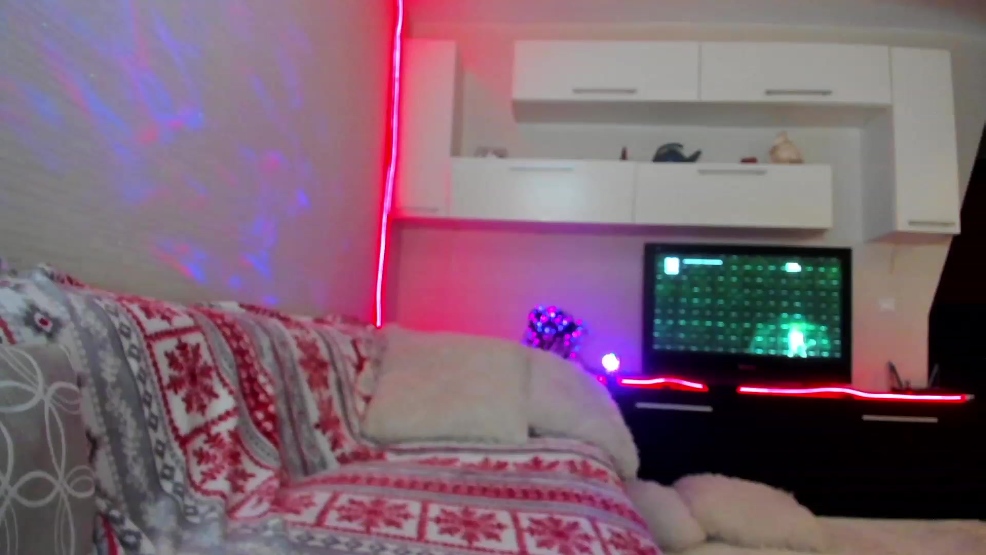 Gallery image thumbnail from SmileyTinaa's myfreecams stream on, 05/04/2023, 03:06 image 5 of 20