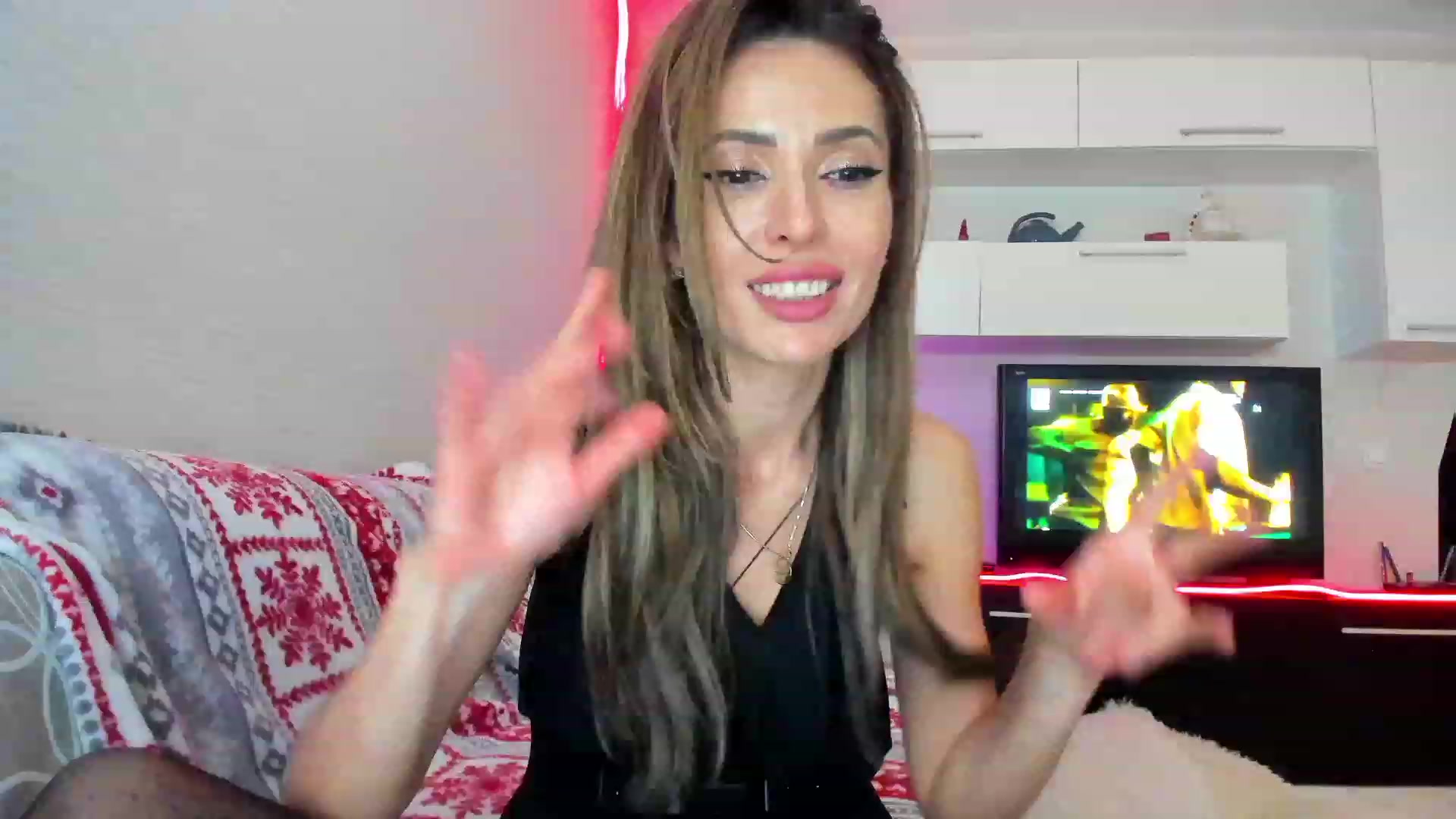 Gallery image thumbnail from SmileyTinaa's myfreecams stream on, 05/04/2023, 05:09 image 16 of 20