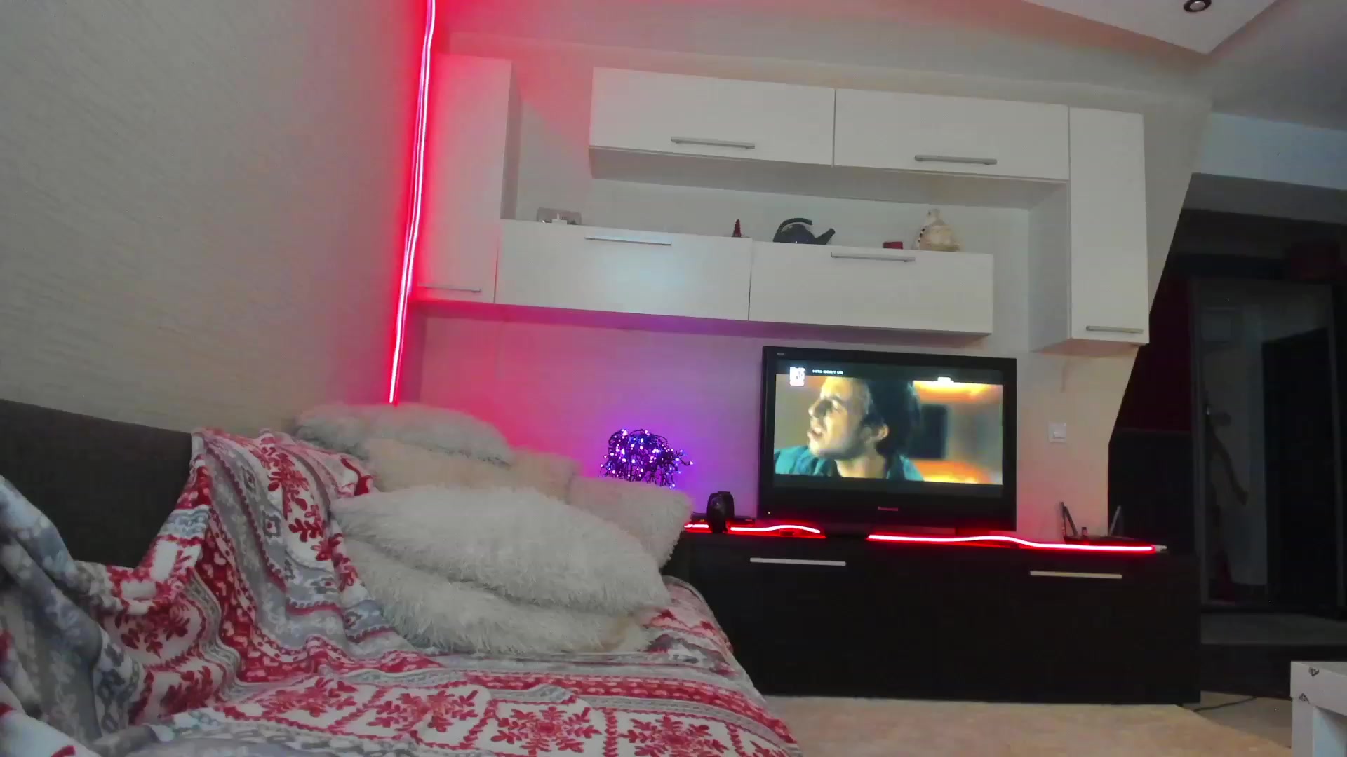 Gallery image thumbnail from SmileyTinaa's myfreecams stream on, 05/10/2023, 01:39 image 19 of 20