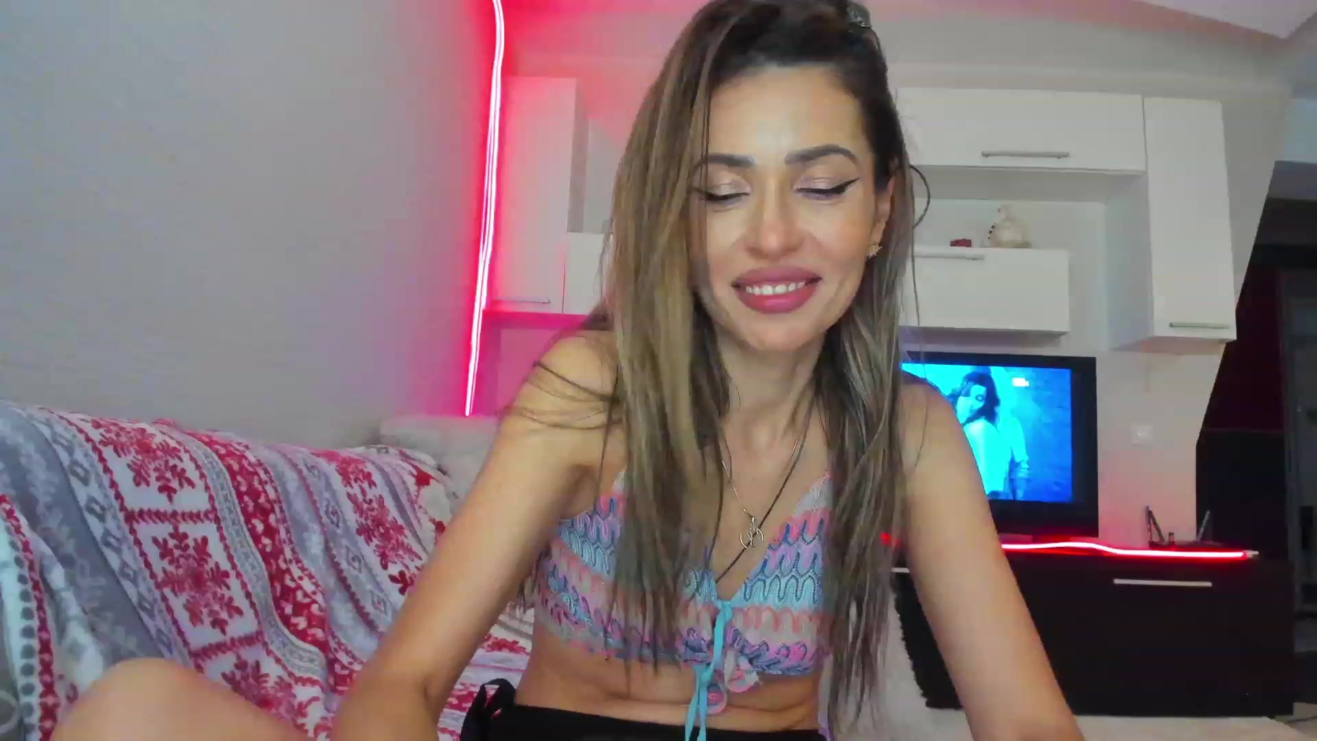 Gallery image thumbnail from SmileyTinaa's myfreecams stream on, 05/10/2023, 05:14 image 20 of 20