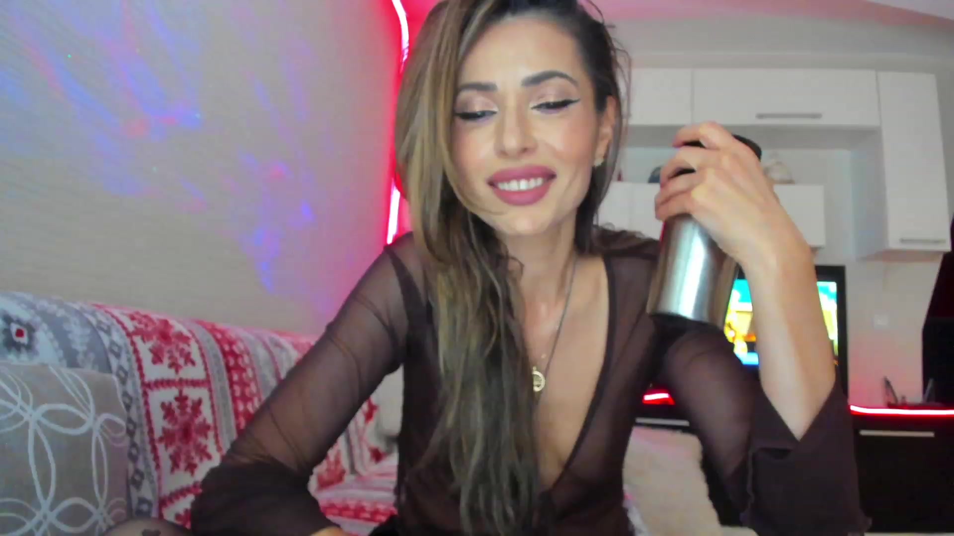 Gallery image thumbnail from SmileyTinaa's myfreecams stream on, 05/15/2023, 21:54 image 8 of 20
