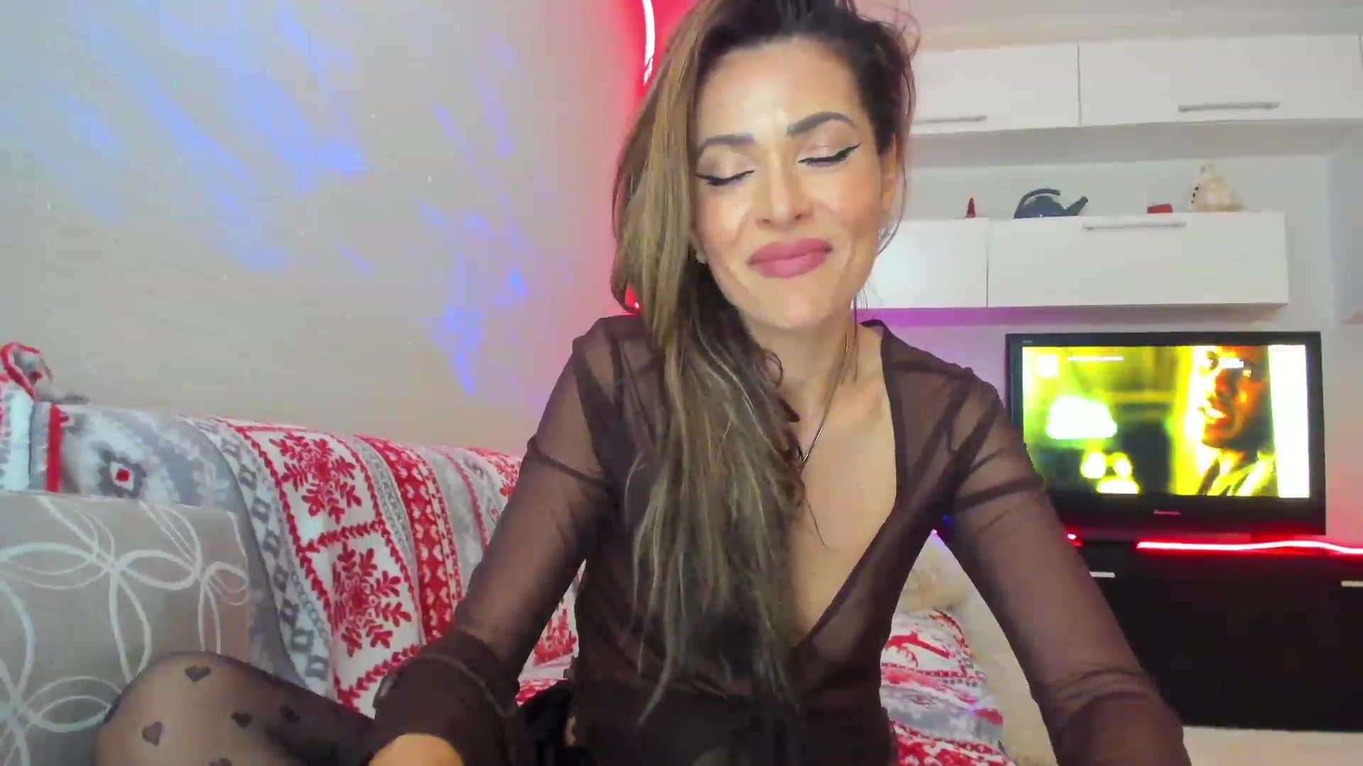 Gallery image thumbnail from SmileyTinaa's myfreecams stream on, 05/15/2023, 23:45 image 9 of 20