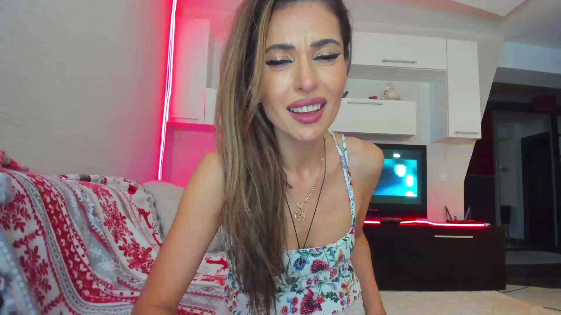 Gallery image thumbnail from SmileyTinaa's myfreecams stream on, 05/17/2023, 02:45 image 15 of 20