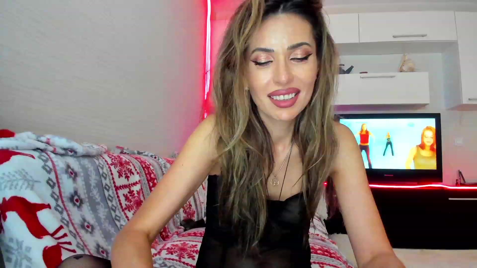 Gallery image thumbnail from SmileyTinaa's myfreecams stream on, 05/23/2023, 02:54 image 2 of 20