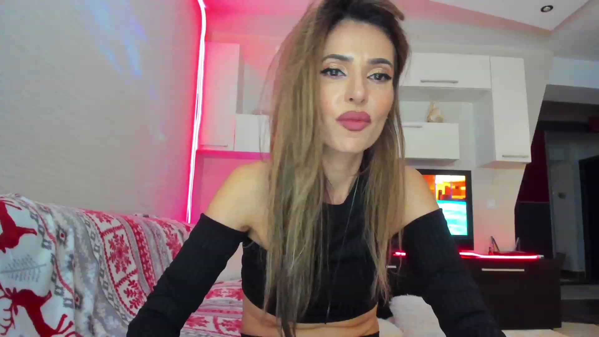 Gallery image thumbnail from SmileyTinaa's myfreecams stream on, 05/26/2023, 22:52 image 20 of 20
