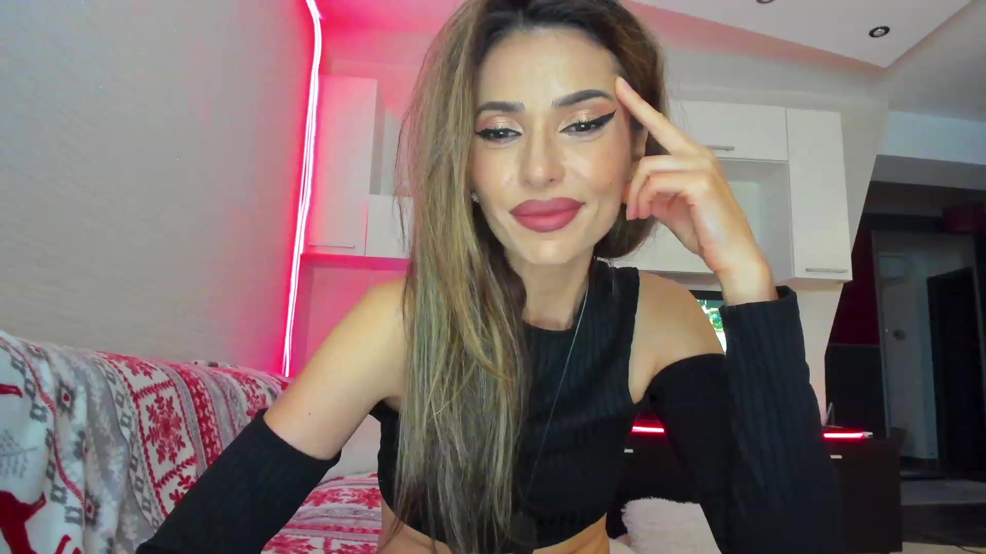 Gallery image thumbnail from SmileyTinaa's myfreecams stream on, 05/26/2023, 22:52 image 5 of 20