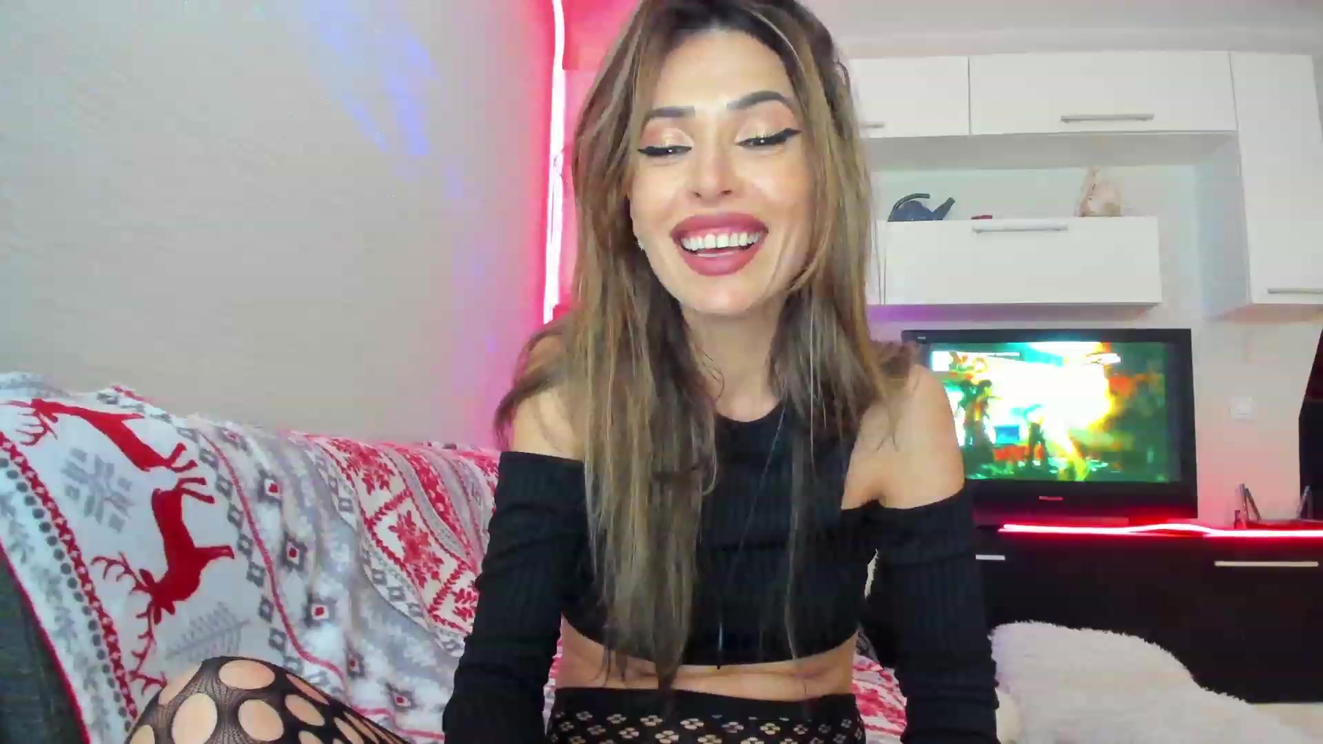 Gallery image thumbnail from SmileyTinaa's myfreecams stream on, 05/27/2023, 01:56 image 7 of 20