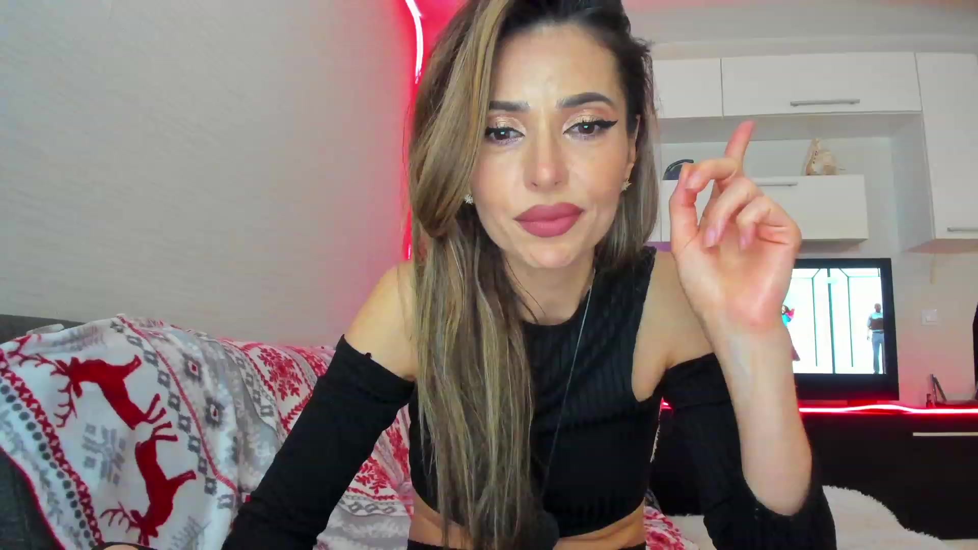 Gallery image thumbnail from SmileyTinaa's myfreecams stream on, 05/27/2023, 01:56 image 12 of 20
