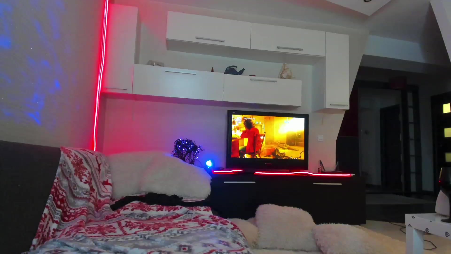 Gallery image thumbnail from SmileyTinaa's myfreecams stream on, 05/27/2023, 03:57 image 19 of 20