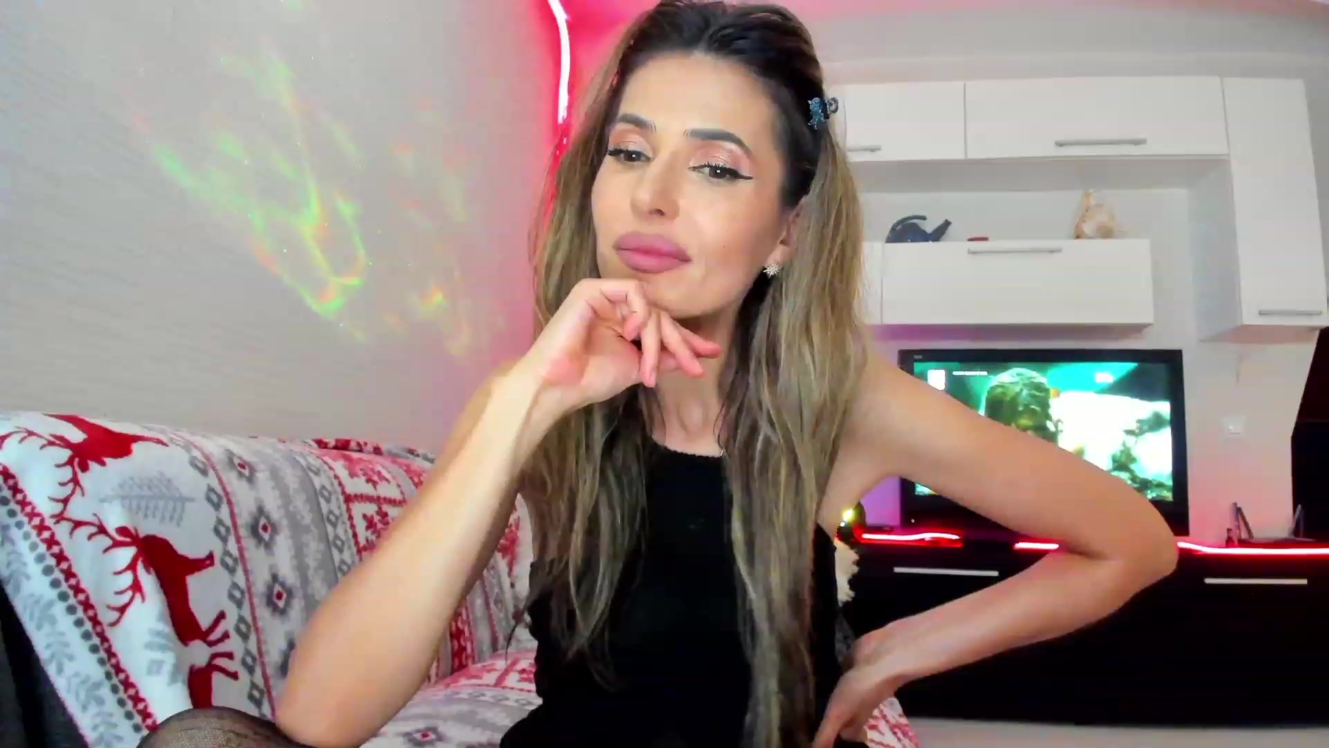 Gallery image thumbnail from SmileyTinaa's myfreecams stream on, 06/06/2023, 22:59 image 20 of 20