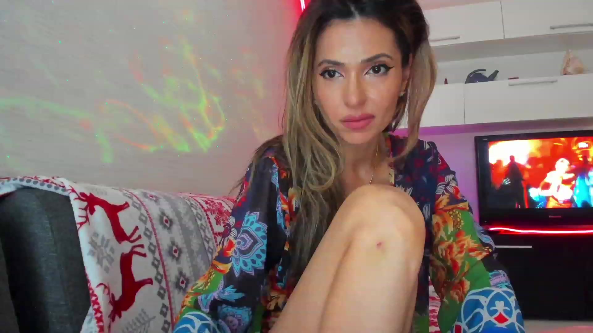 Gallery image thumbnail from SmileyTinaa's myfreecams stream on, 06/08/2023, 04:11 image 18 of 20