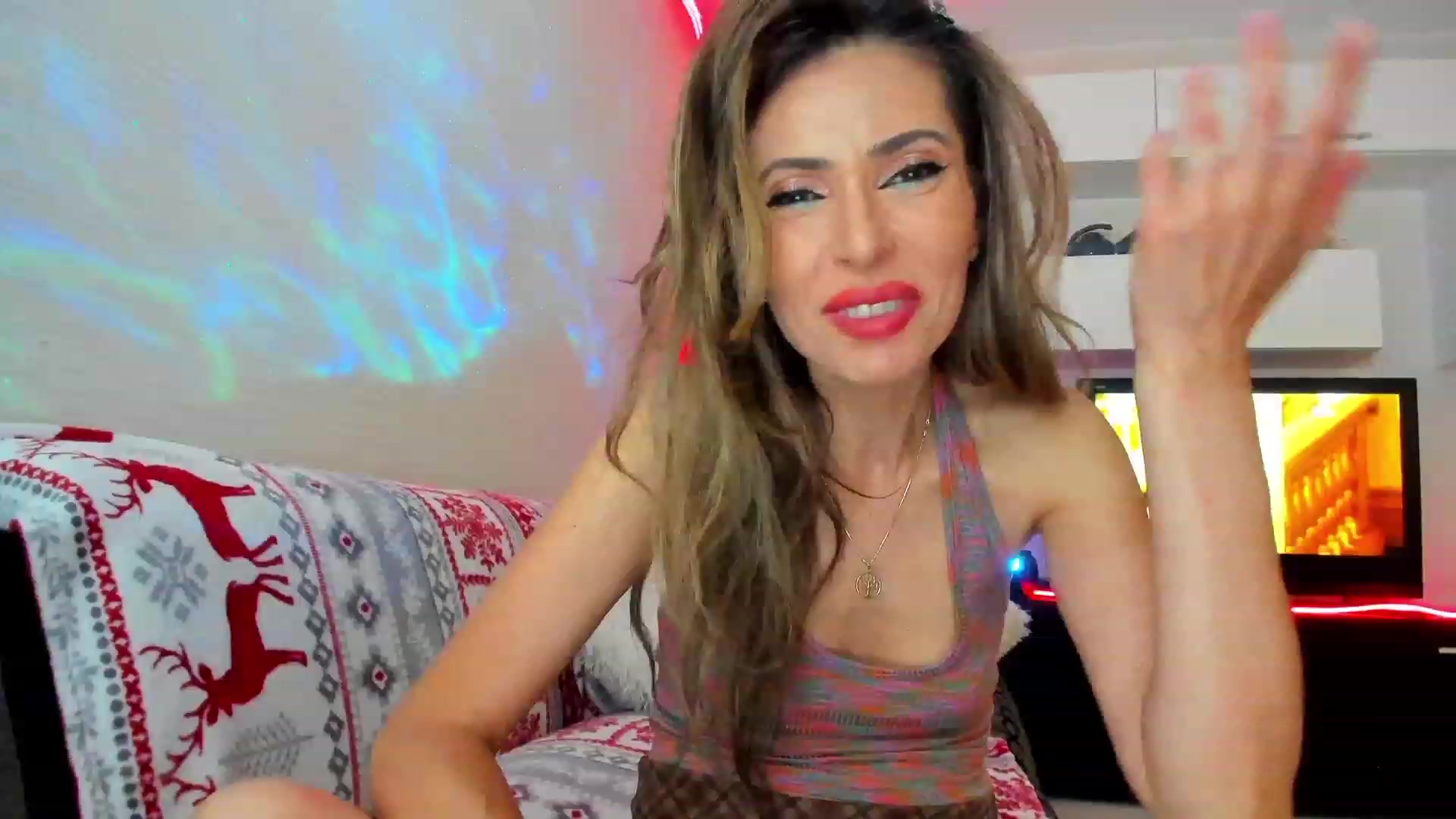 Gallery image thumbnail from SmileyTinaa's myfreecams stream on, 06/08/2023, 22:51 image 3 of 20