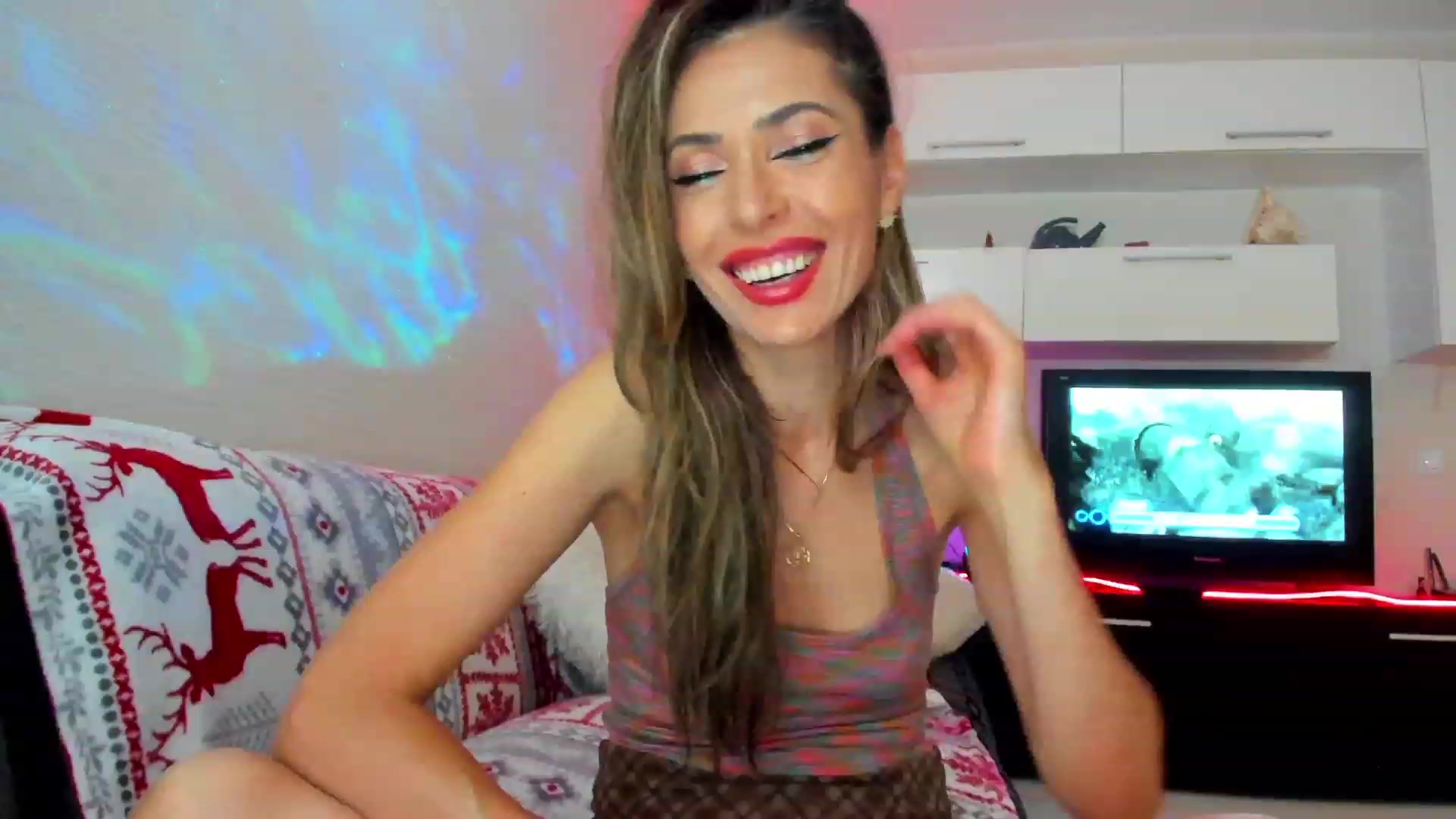 Gallery image thumbnail from SmileyTinaa's myfreecams stream on, 06/08/2023, 22:51 image 15 of 20