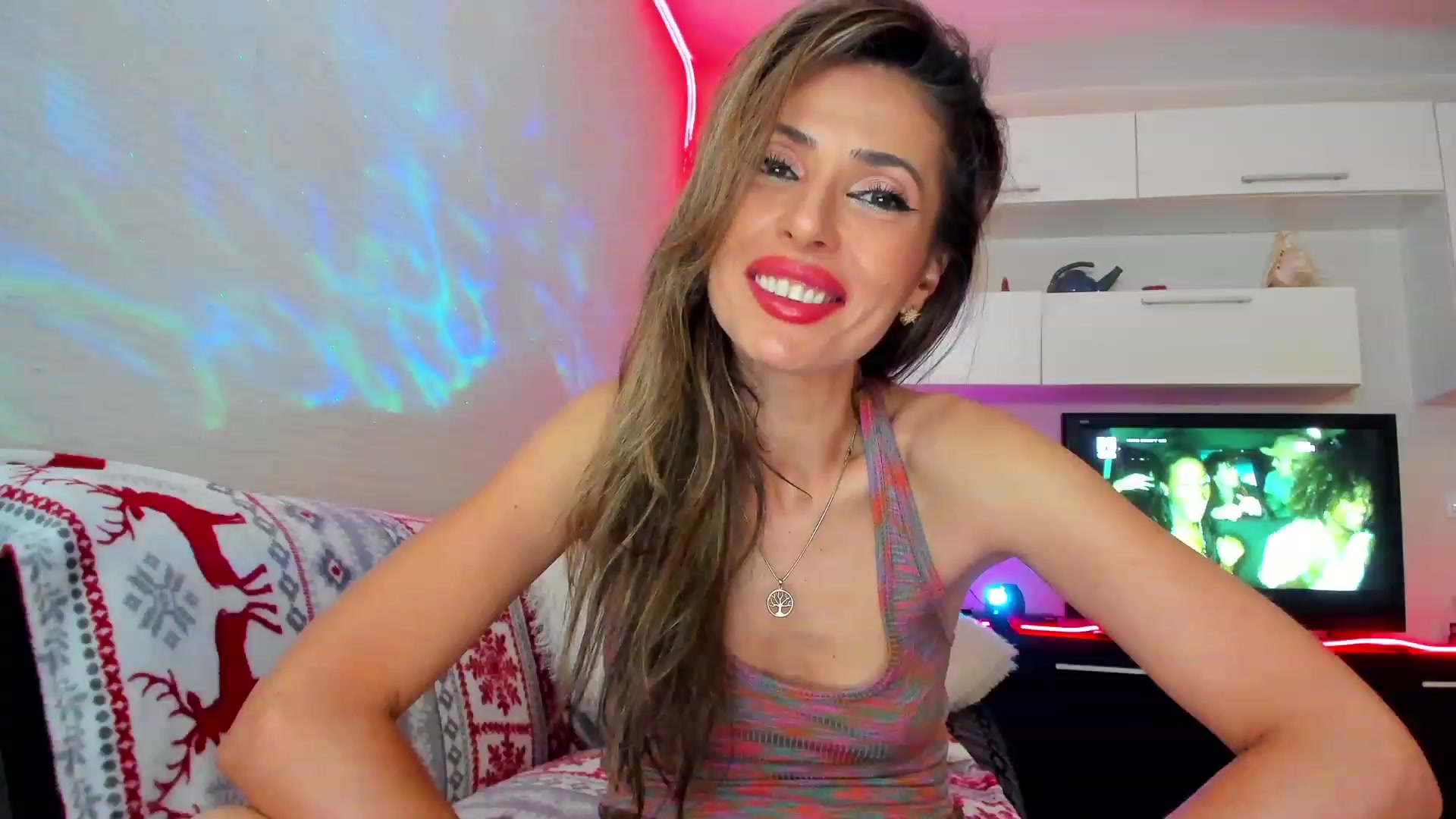 Gallery image thumbnail from SmileyTinaa's myfreecams stream on, 06/08/2023, 22:51 image 8 of 20