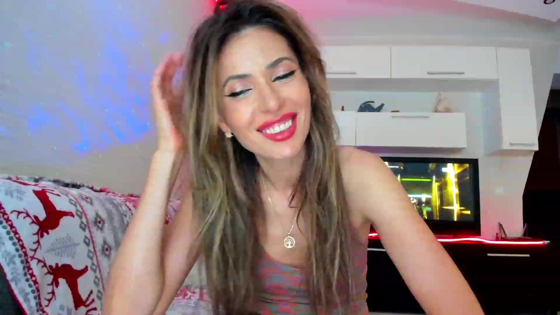 Gallery image thumbnail from SmileyTinaa's myfreecams stream on, 06/09/2023, 24:18 image 13 of 20