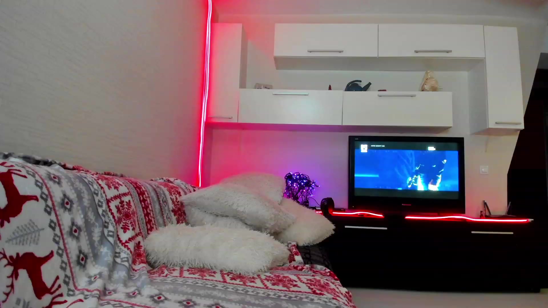 Gallery image thumbnail from SmileyTinaa's myfreecams stream on, 06/09/2023, 01:39 image 13 of 20