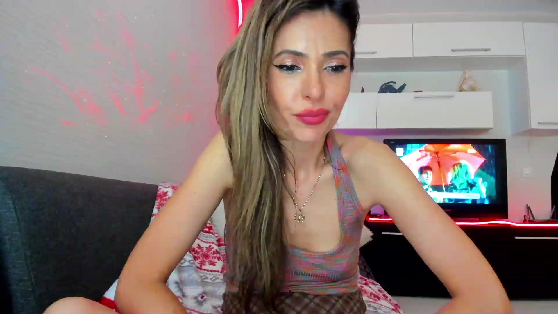 Gallery image thumbnail from SmileyTinaa's myfreecams stream on, 06/09/2023, 04:50 image 14 of 20