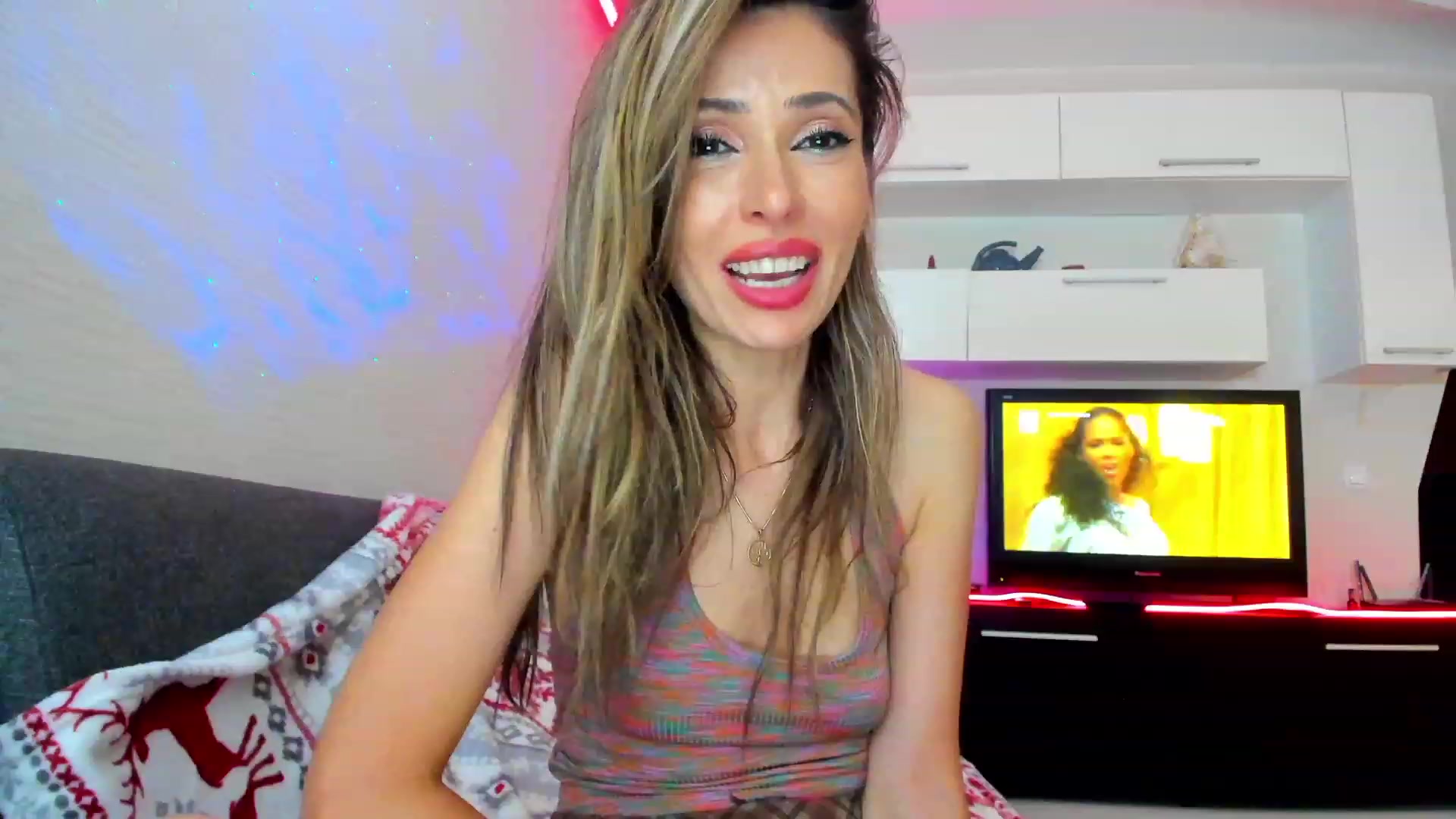 Gallery image thumbnail from SmileyTinaa's myfreecams stream on, 06/09/2023, 04:50 image 8 of 20