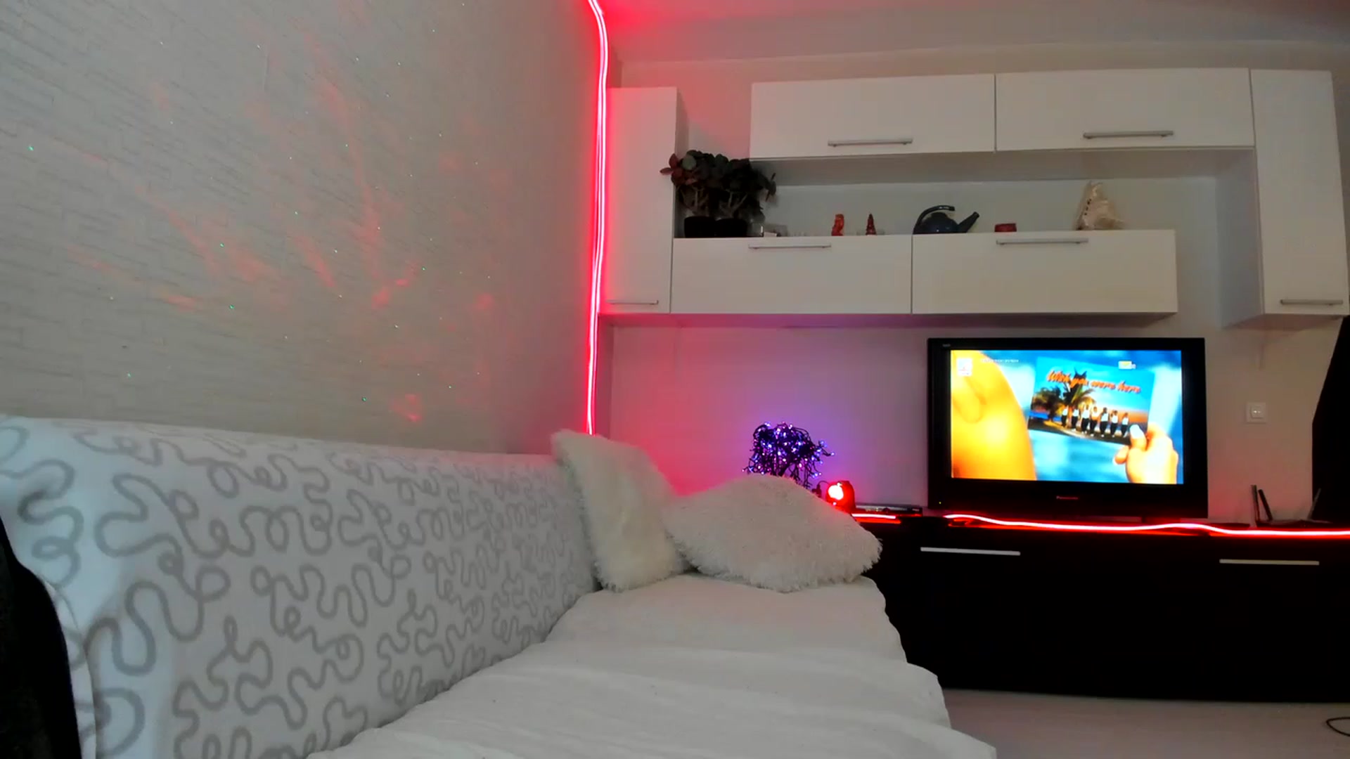 Gallery image thumbnail from SmileyTinaa's myfreecams stream on, 06/15/2023, 03:09 image 20 of 20