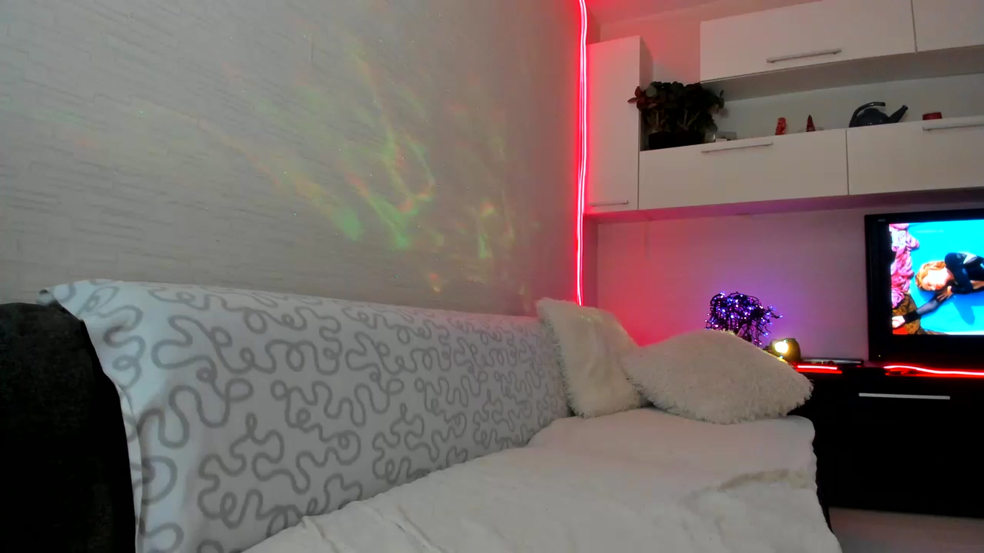 Gallery image thumbnail from SmileyTinaa's myfreecams stream on, 06/15/2023, 03:09 image 3 of 20