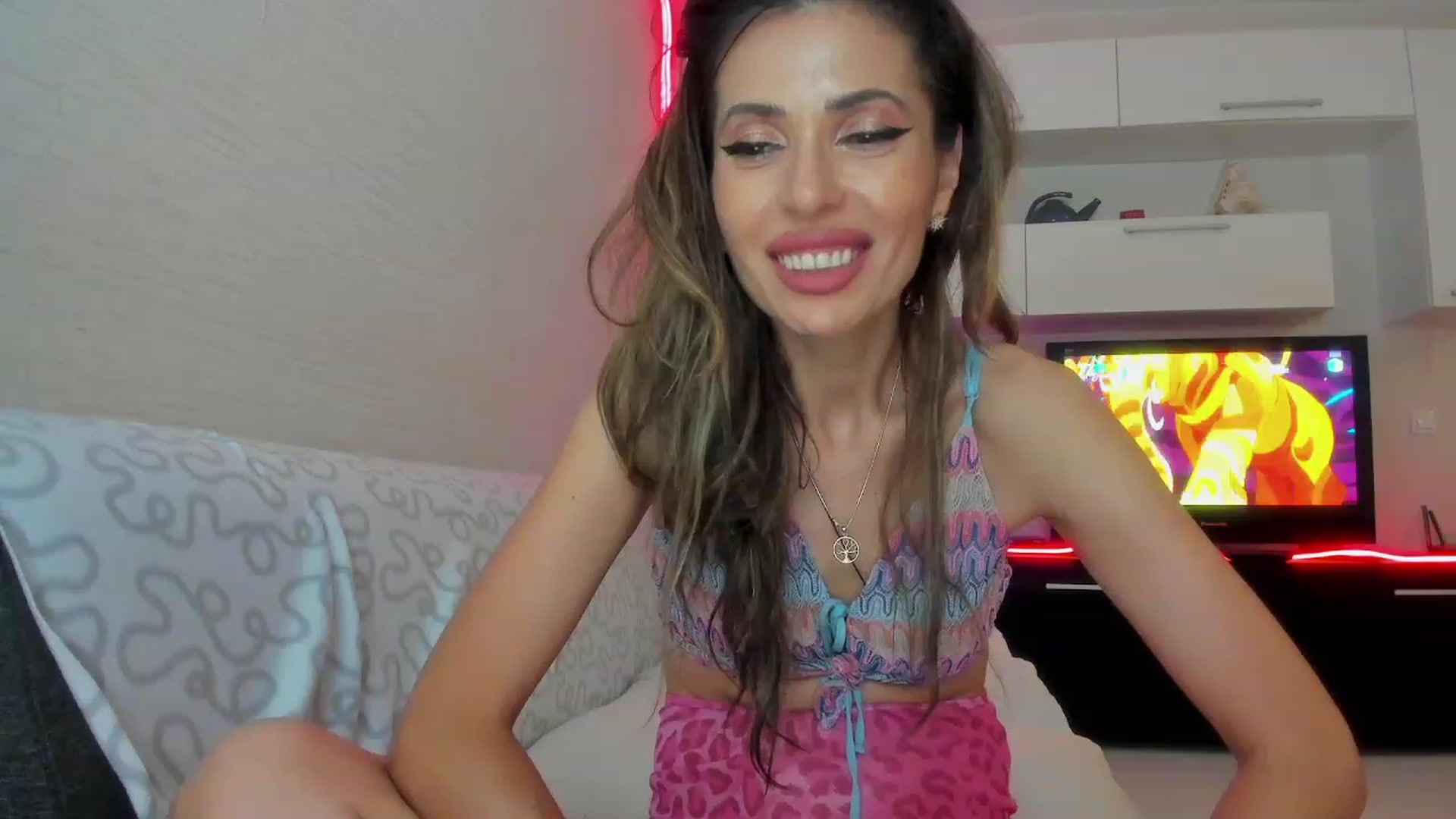 Gallery image thumbnail from SmileyTinaa's myfreecams stream on, 06/27/2023, 01:26 image 12 of 20