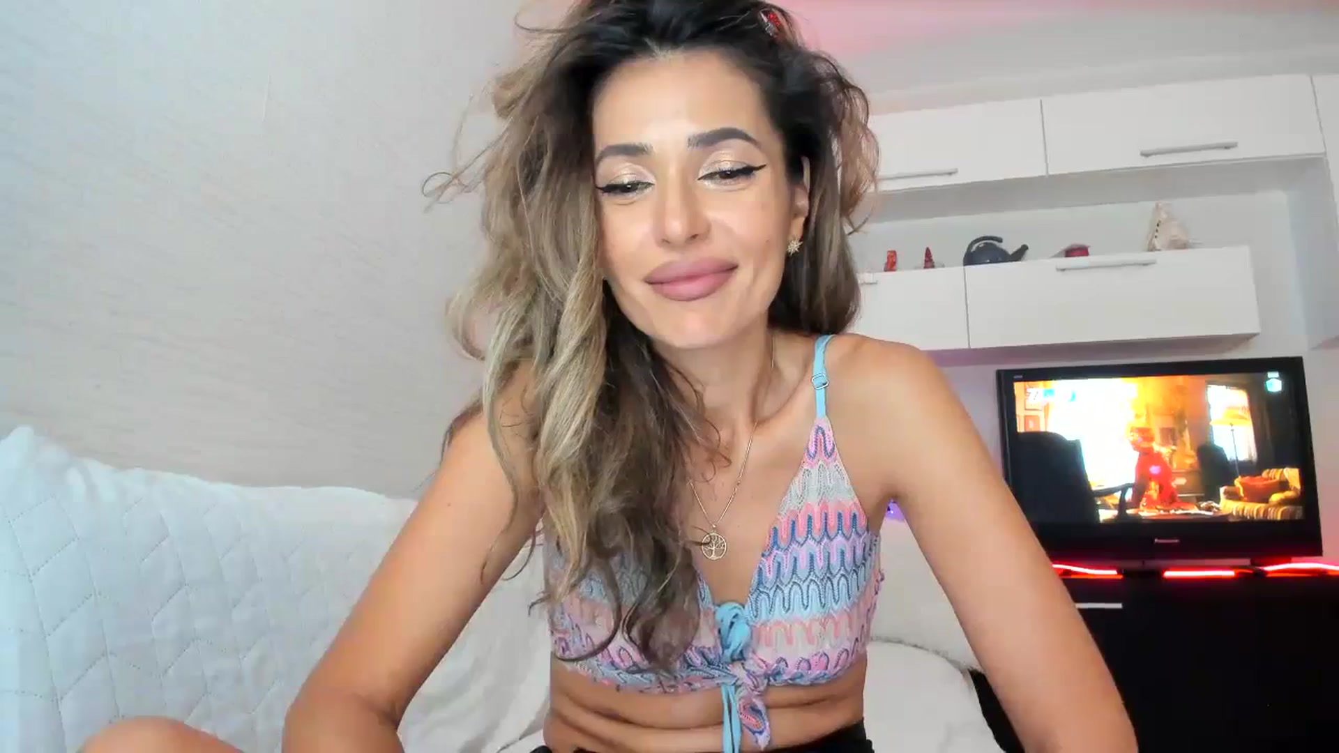 Gallery image thumbnail from SmileyTinaa's myfreecams stream on, 09/13/2023, 24:42 image 20 of 20