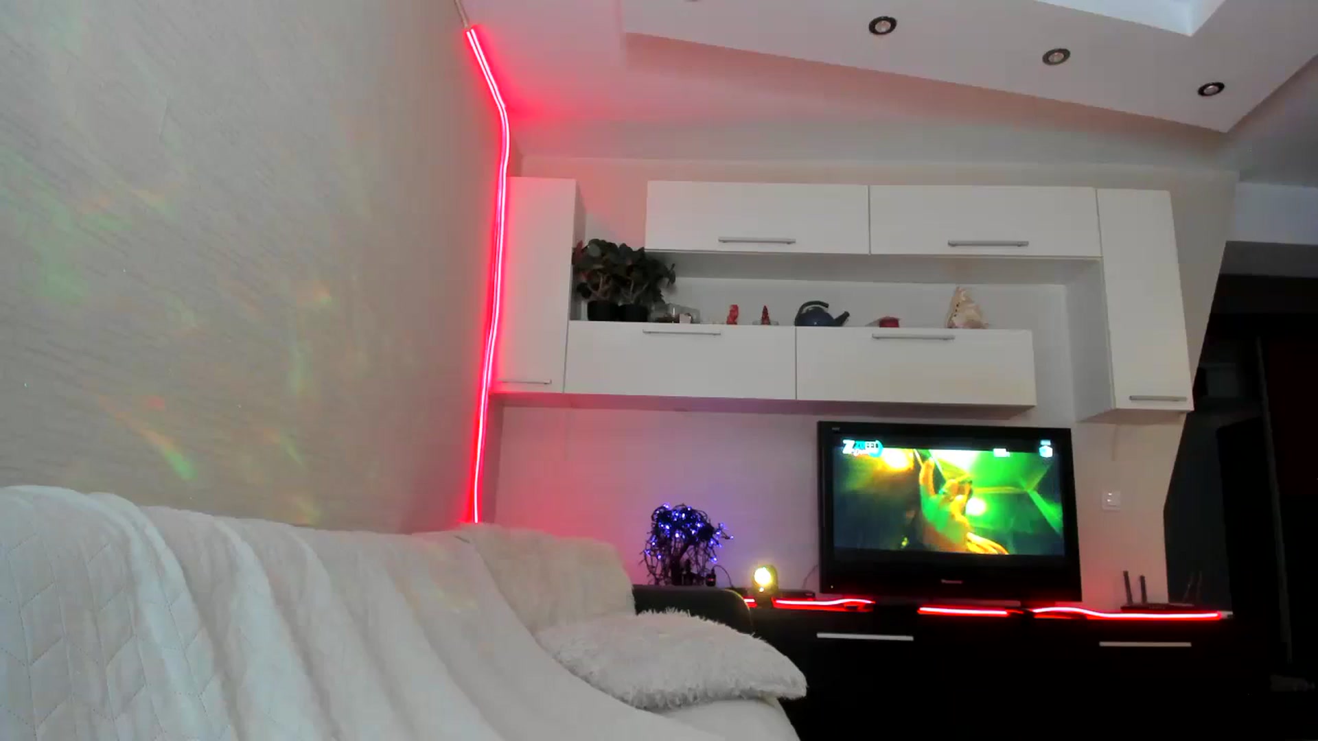 Gallery image thumbnail from SmileyTinaa's myfreecams stream on, 09/18/2023, 22:56 image 10 of 20