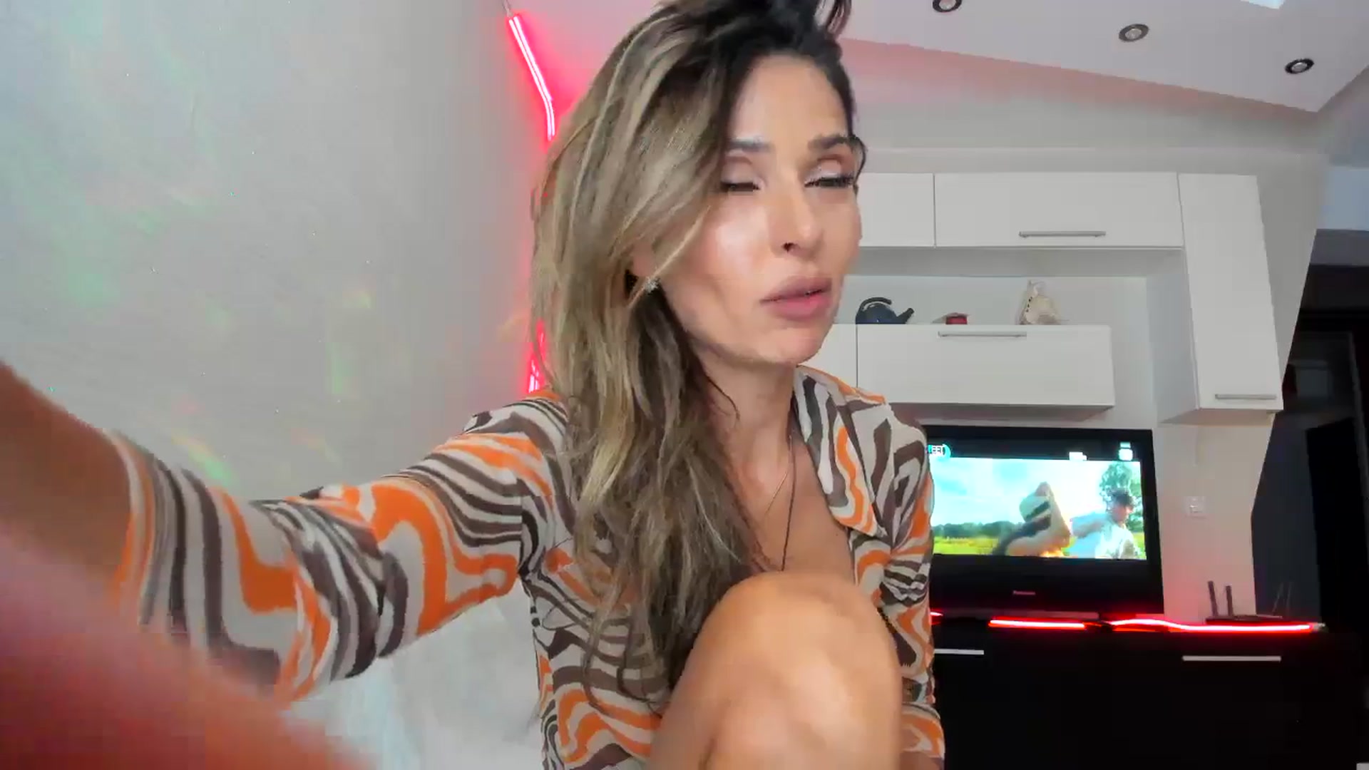 Gallery image thumbnail from SmileyTinaa's myfreecams stream on, 09/18/2023, 22:56 image 13 of 20