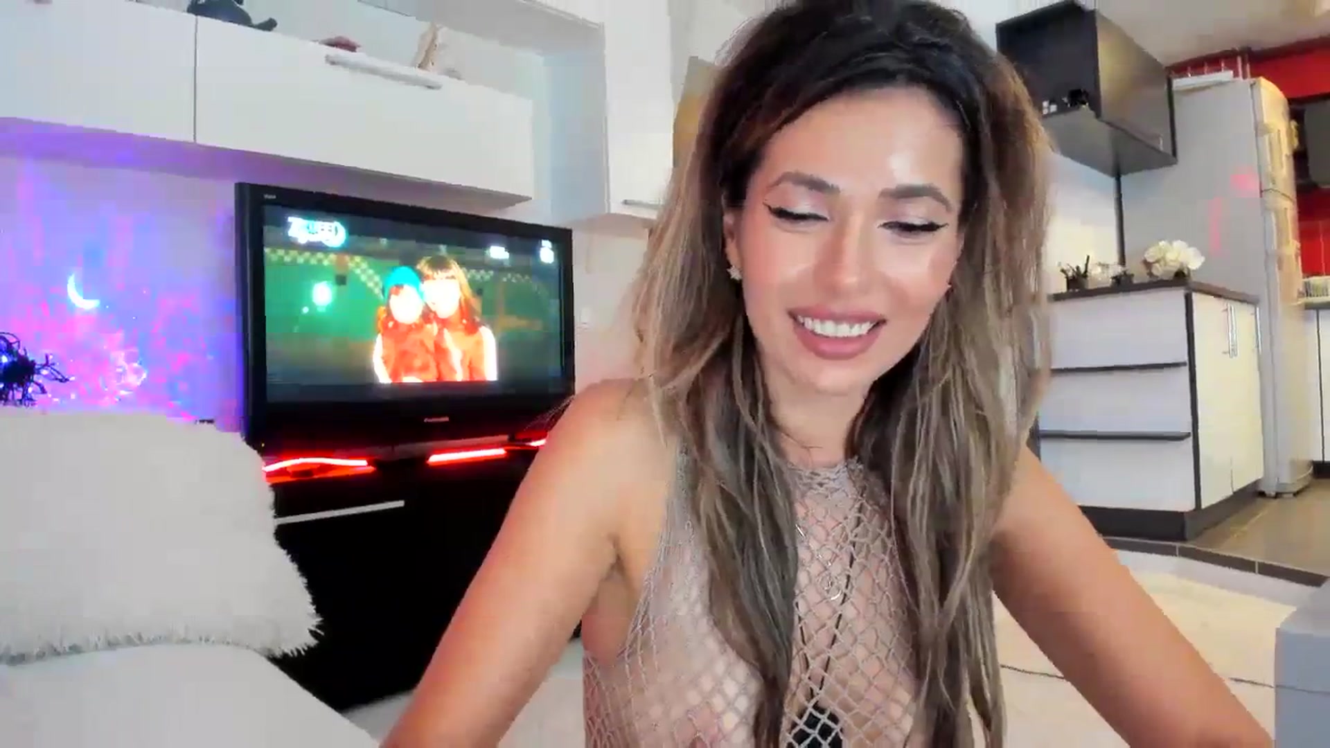 Gallery image thumbnail from SmileyTinaa's myfreecams stream on, 09/20/2023, 22:57 image 15 of 20