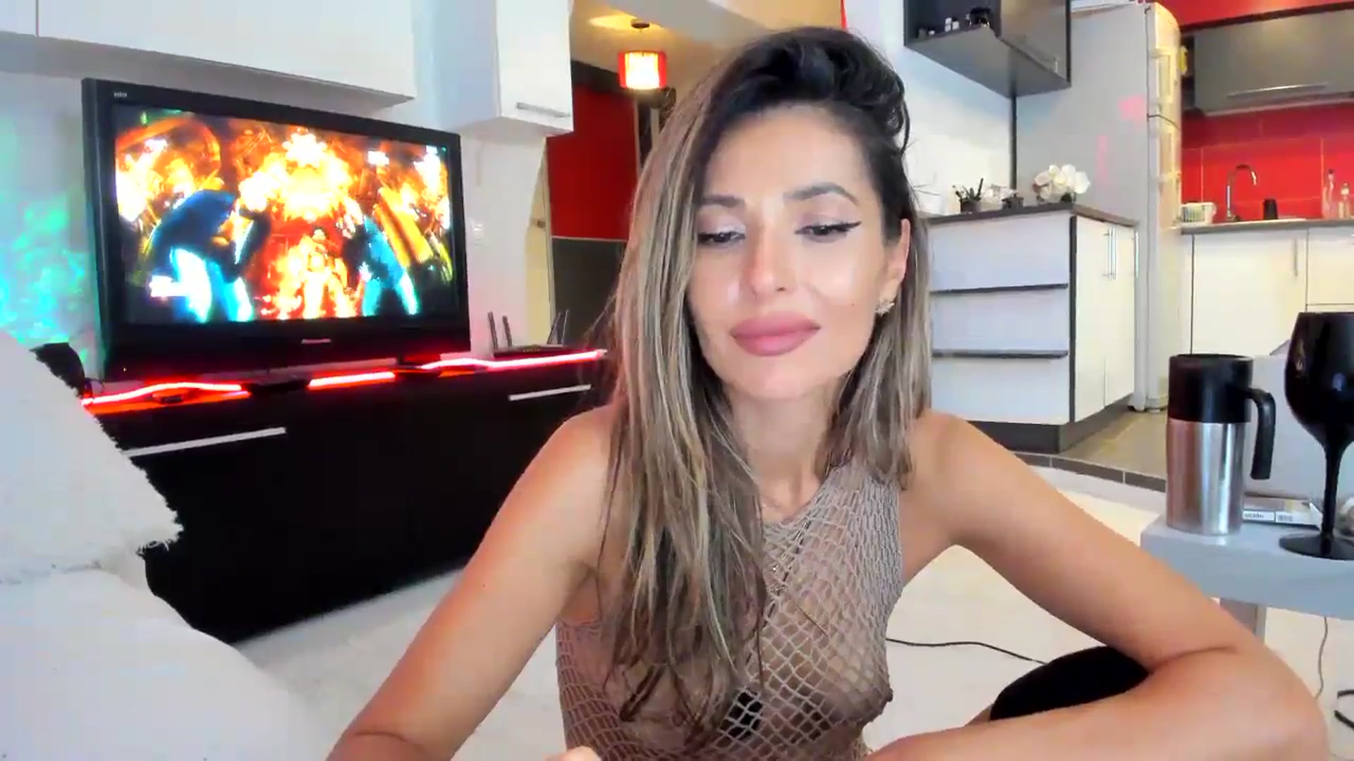 Gallery image thumbnail from SmileyTinaa's myfreecams stream on, 09/21/2023, 04:12 image 15 of 20