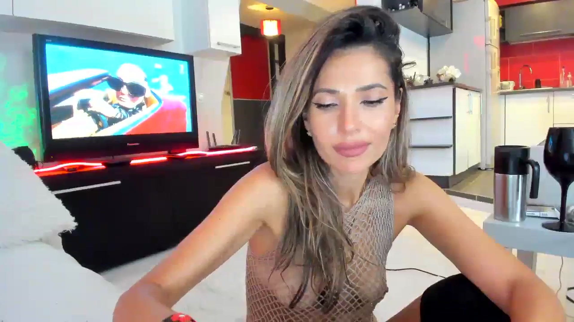 Gallery image thumbnail from SmileyTinaa's myfreecams stream on, 09/21/2023, 04:12 image 19 of 20
