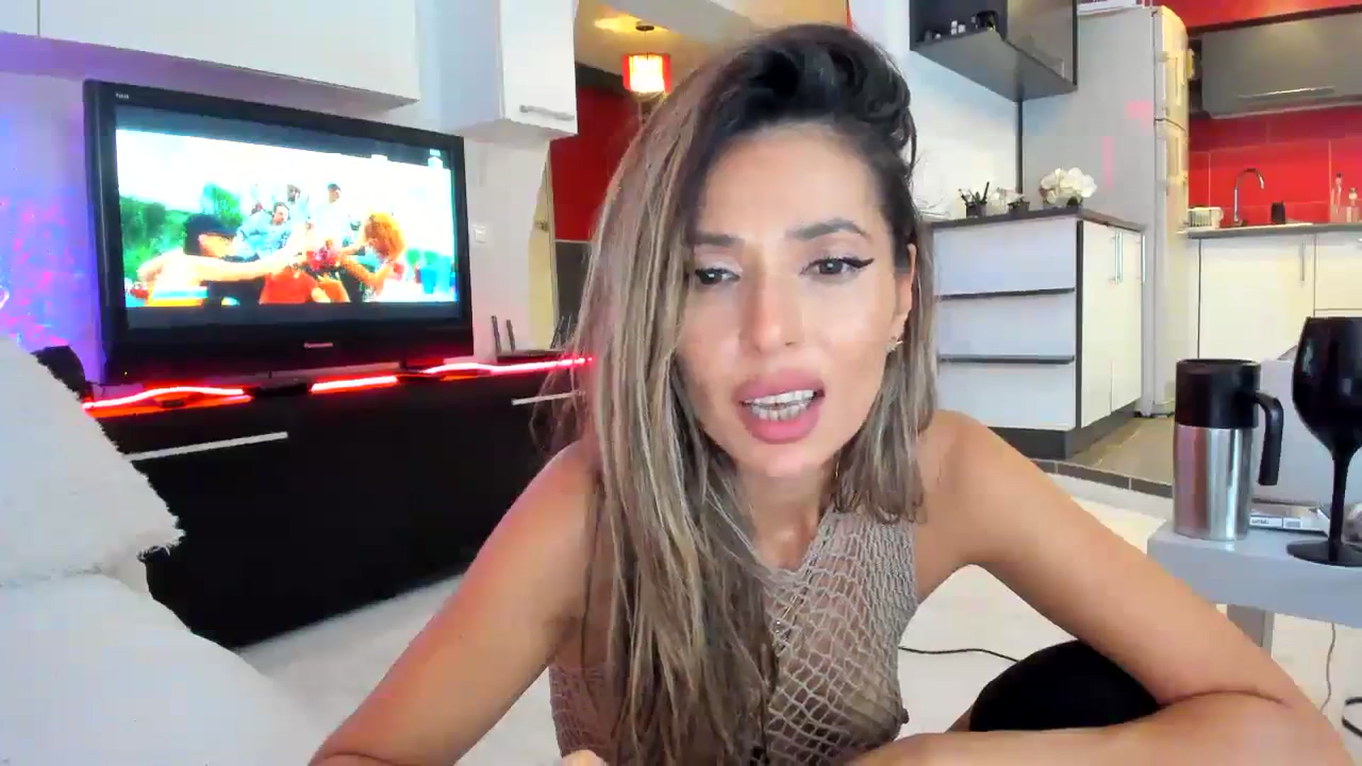 Gallery image thumbnail from SmileyTinaa's myfreecams stream on, 09/21/2023, 04:12 image 11 of 20