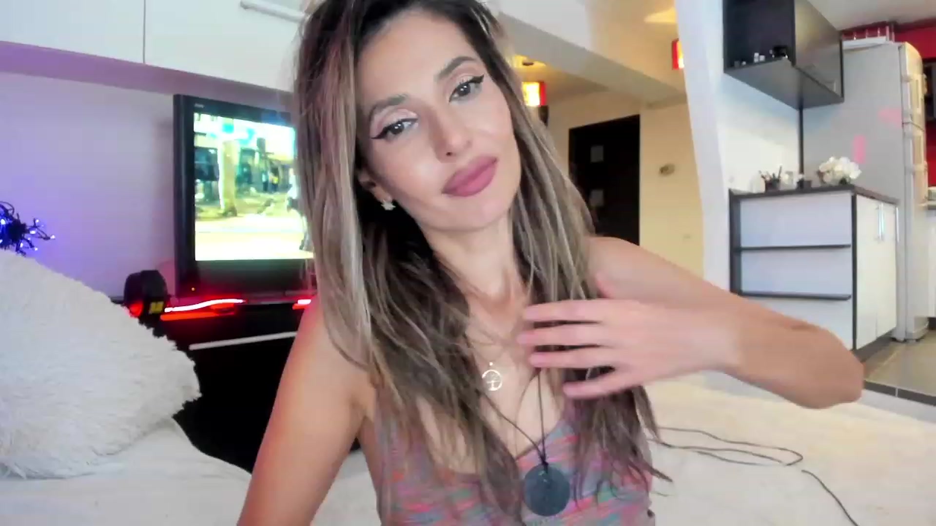 Gallery image thumbnail from SmileyTinaa's myfreecams stream on, 09/23/2023, 03:22 image 4 of 20