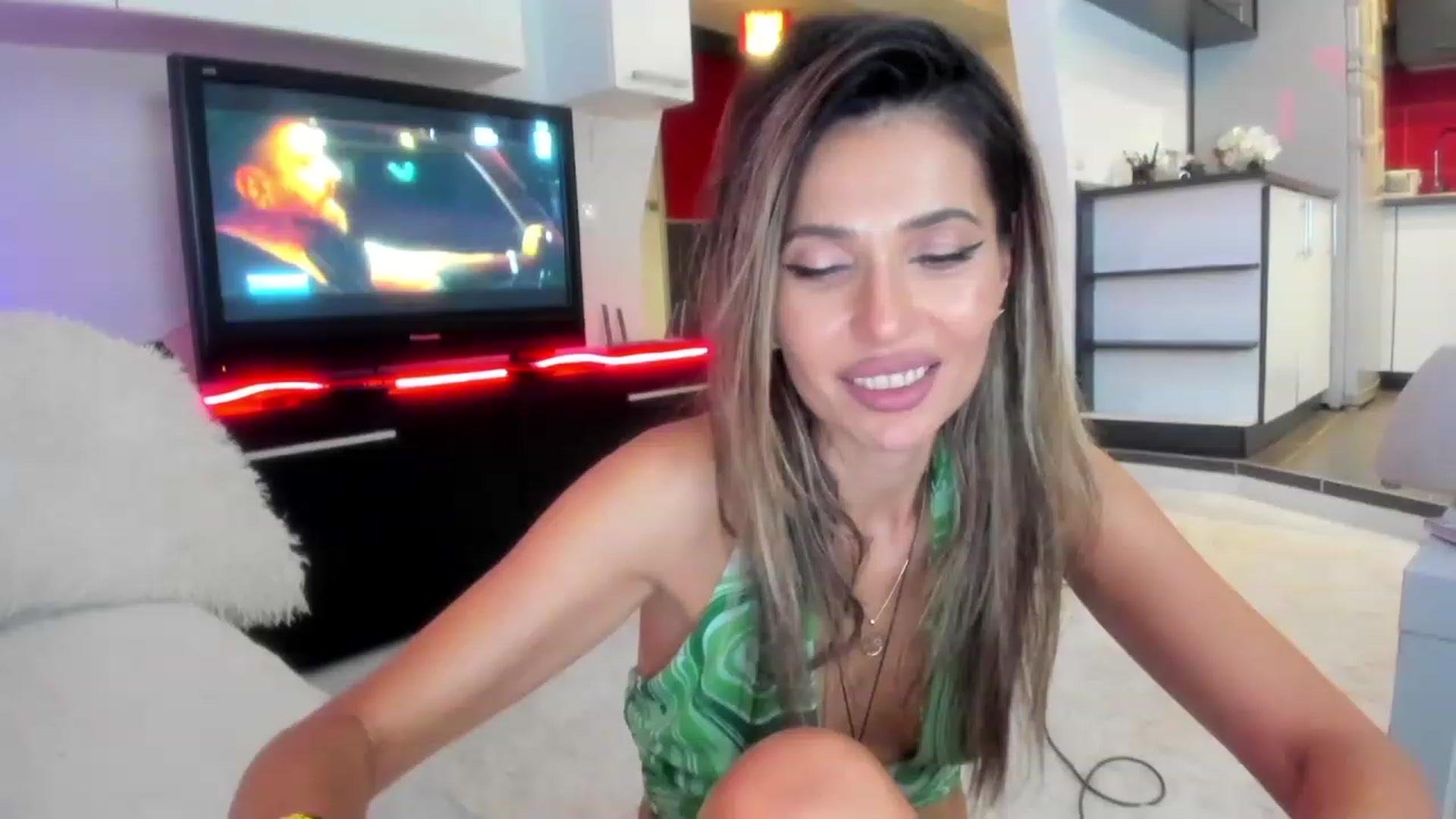 Gallery image thumbnail from SmileyTinaa's myfreecams stream on, 09/27/2023, 05:38 image 16 of 20
