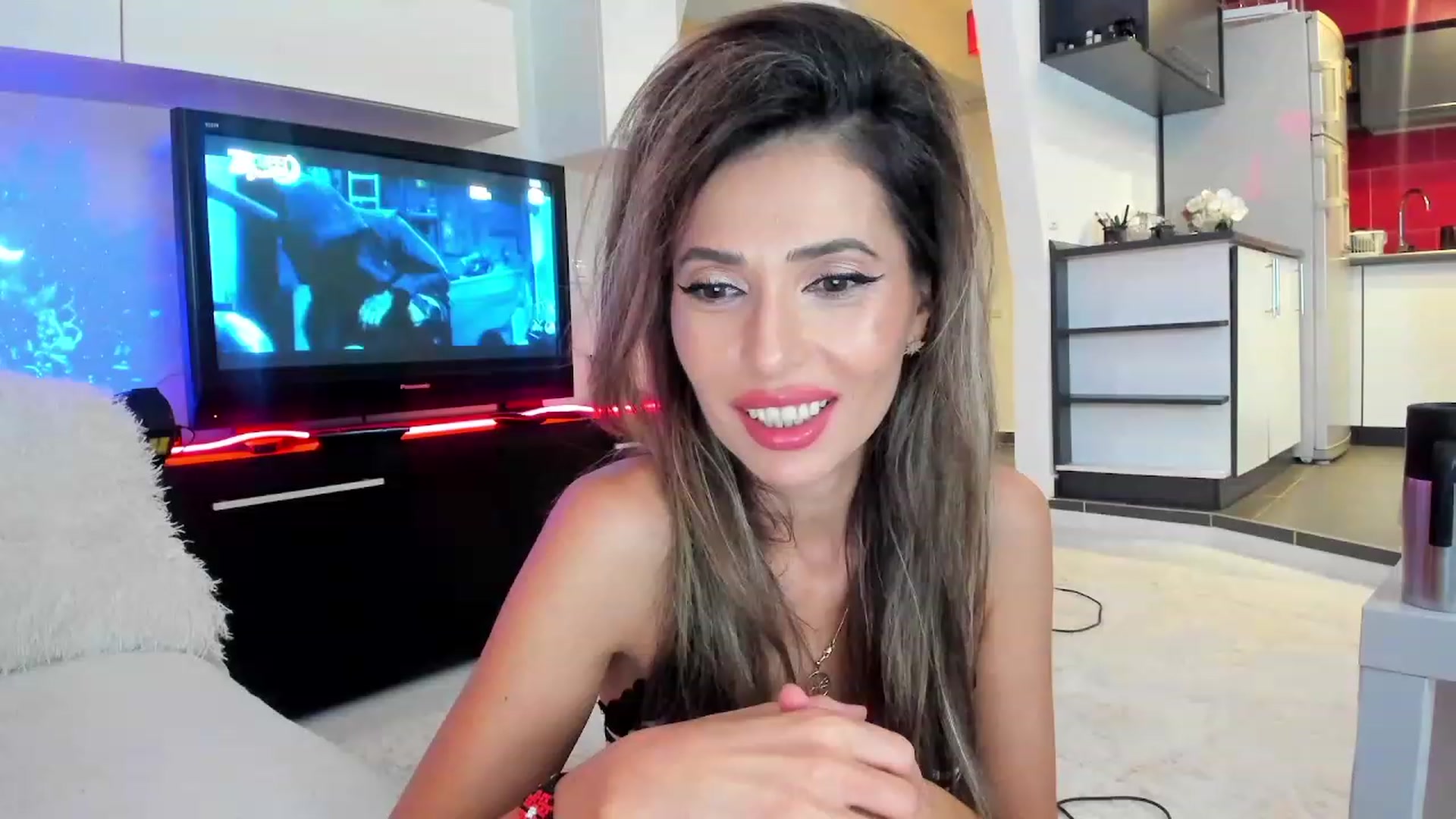 Gallery image thumbnail from SmileyTinaa's myfreecams stream on, 09/27/2023, 21:51 image 3 of 20