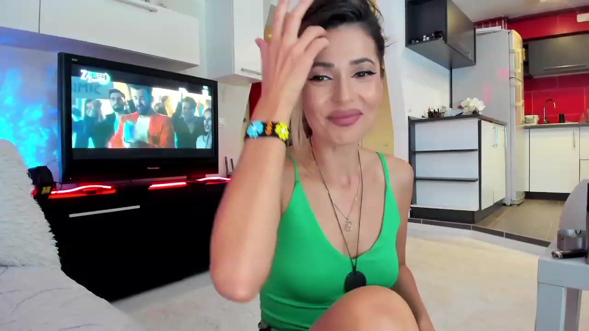 Gallery image thumbnail from SmileyTinaa's myfreecams stream on, 10/09/2023, 22:36 image 14 of 20