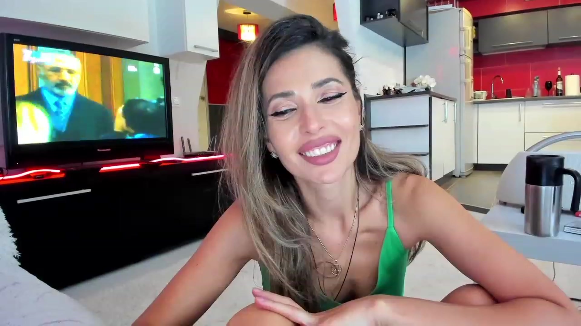 Gallery image thumbnail from SmileyTinaa's myfreecams stream on, 10/10/2023, 03:44 image 3 of 20