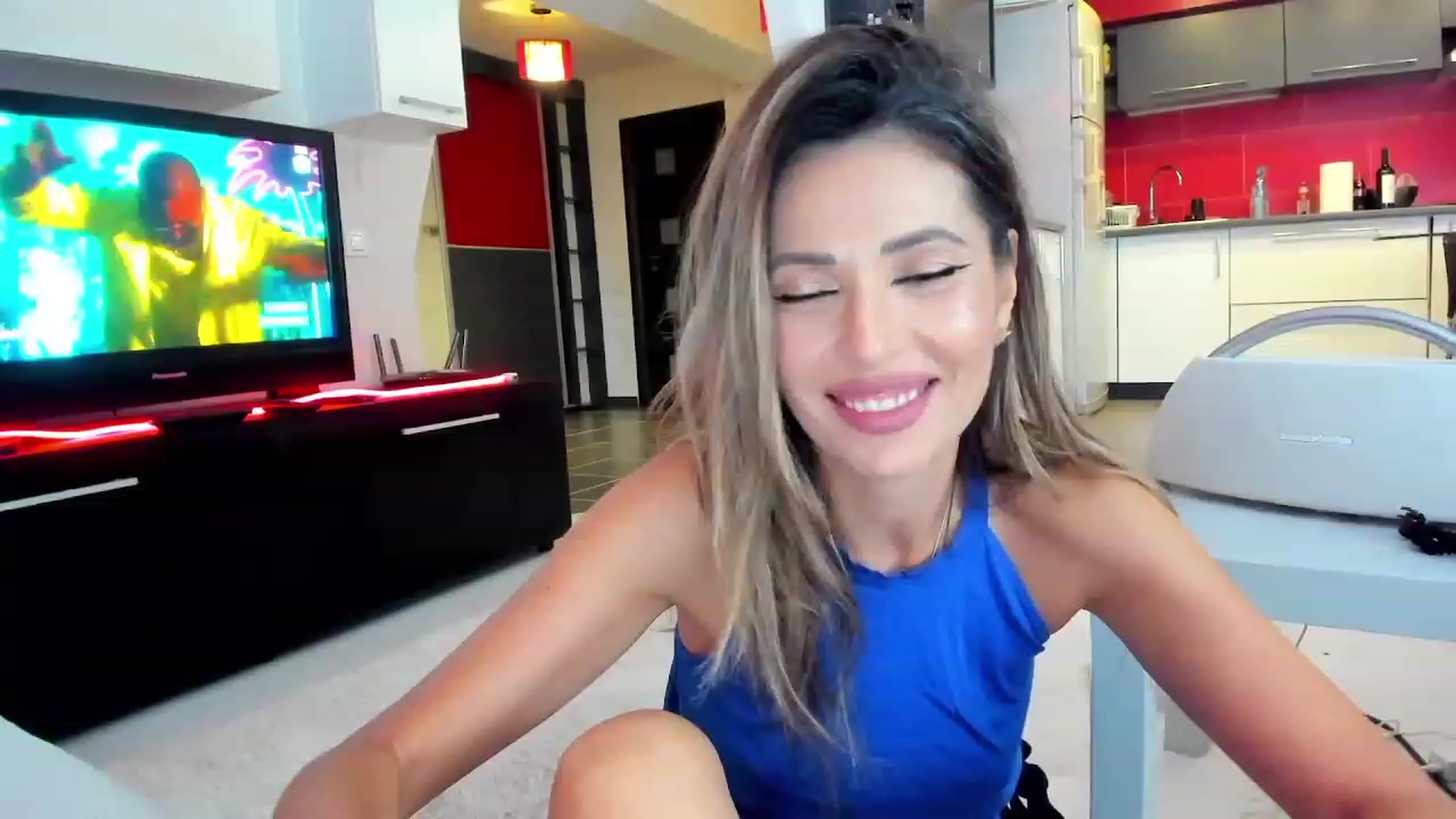 Gallery image thumbnail from SmileyTinaa's myfreecams stream on, 10/23/2023, 21:11 image 8 of 20