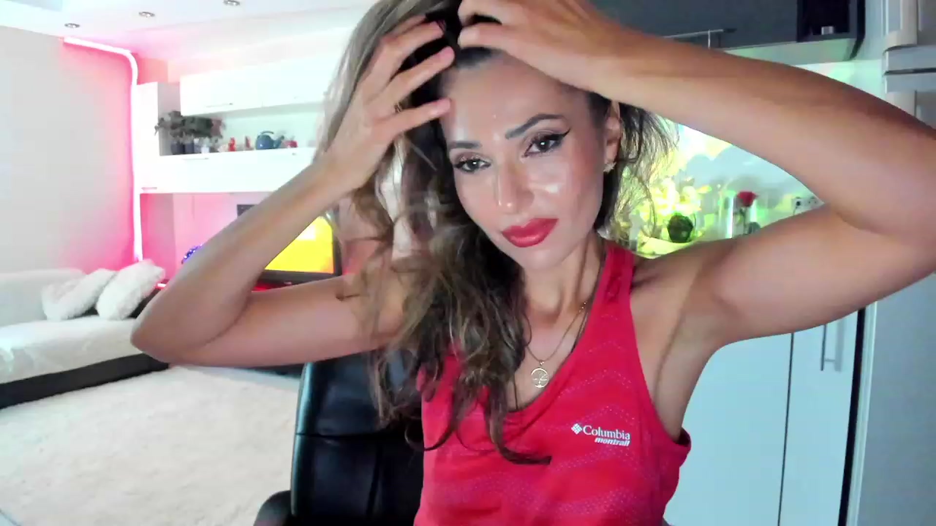 Gallery image thumbnail from SmileyTinaa's myfreecams stream on, 10/30/2023, 22:53 image 4 of 20