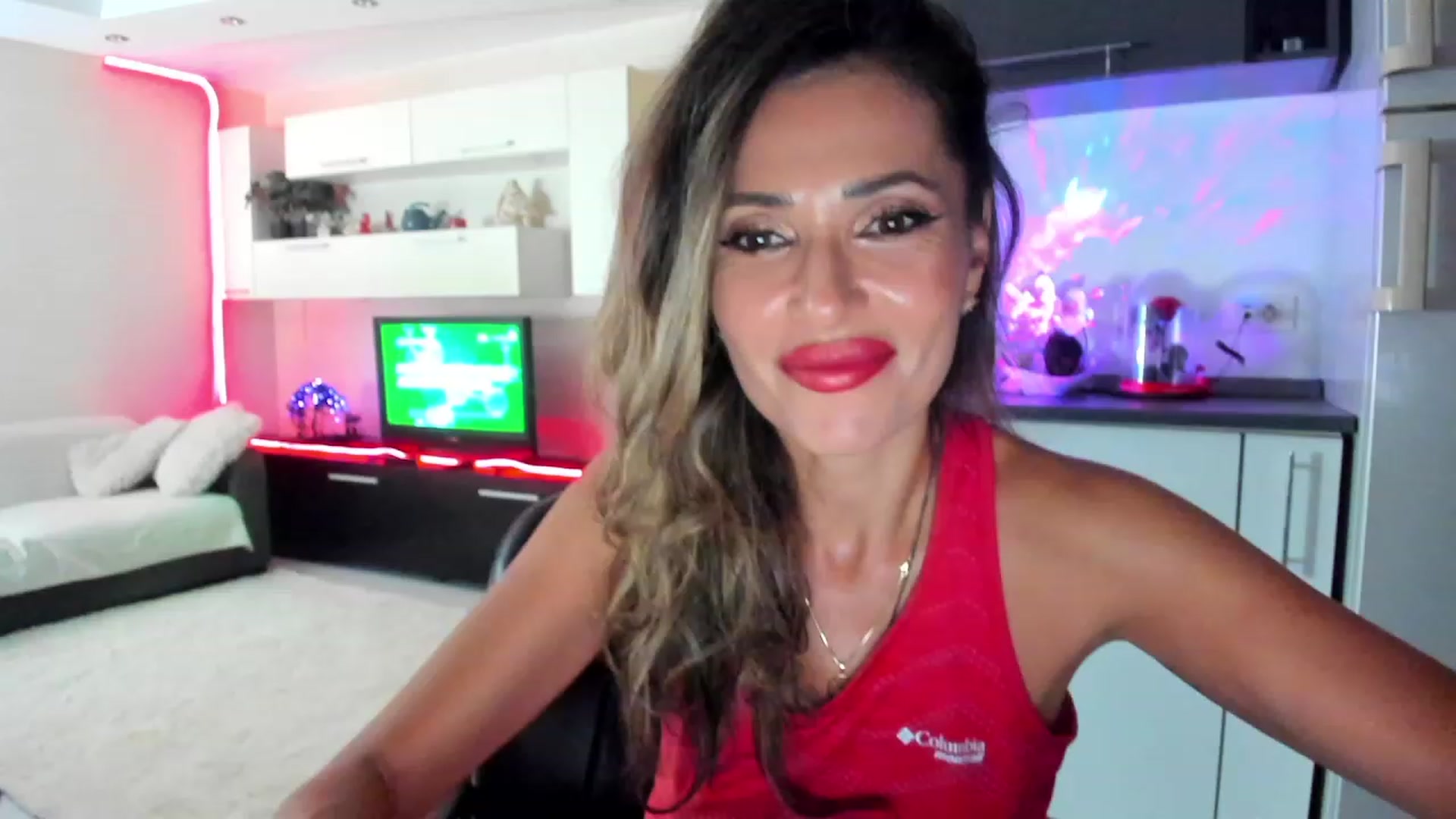 Gallery image thumbnail from SmileyTinaa's myfreecams stream on, 10/30/2023, 22:53 image 14 of 20