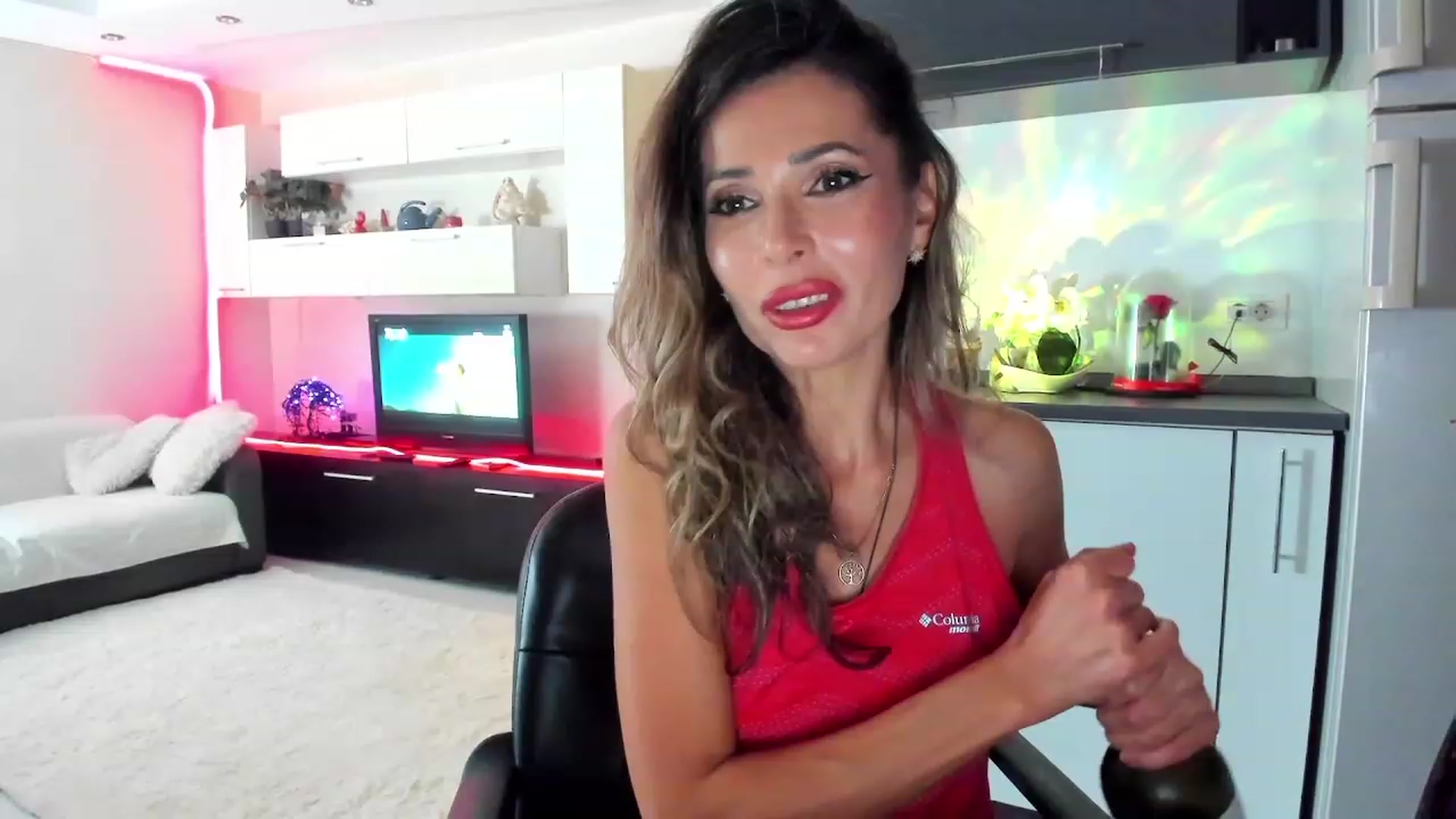 Gallery image thumbnail from SmileyTinaa's myfreecams stream on, 10/30/2023, 22:53 image 16 of 20