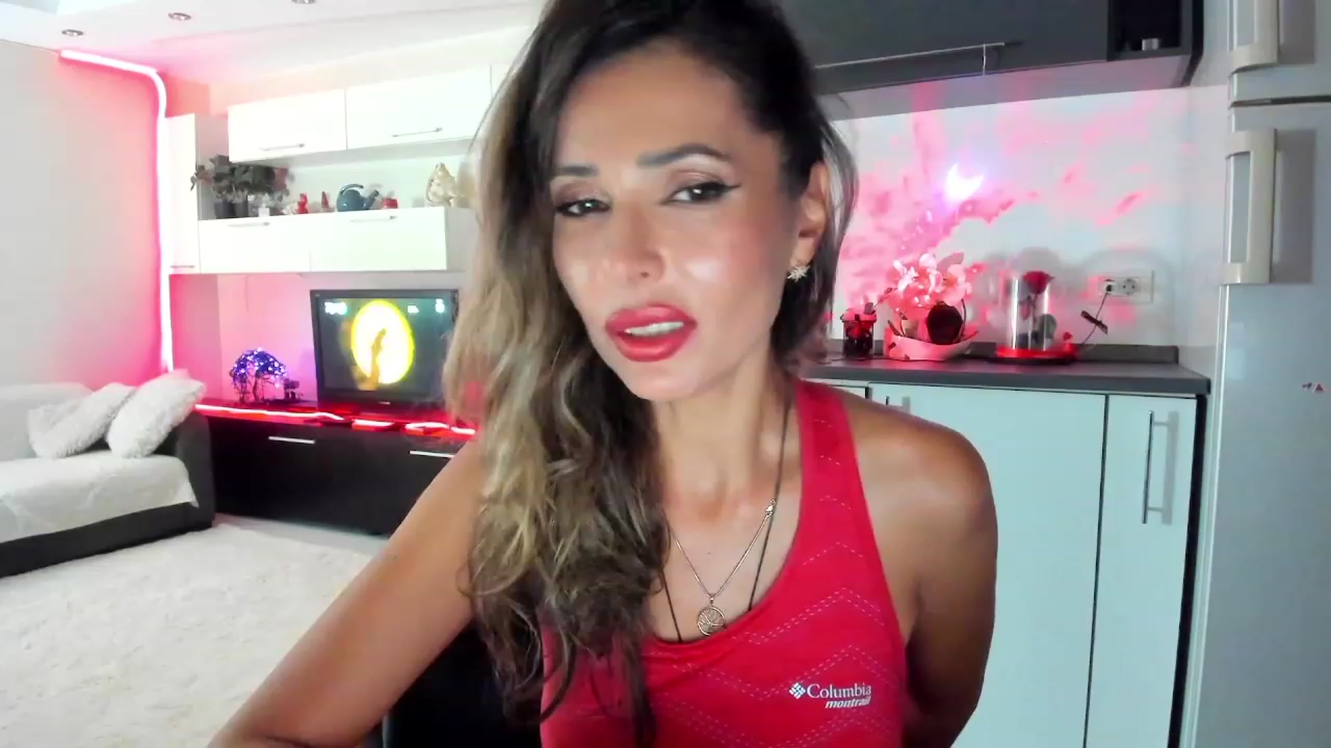 Gallery image thumbnail from SmileyTinaa's myfreecams stream on, 10/30/2023, 22:53 image 18 of 20